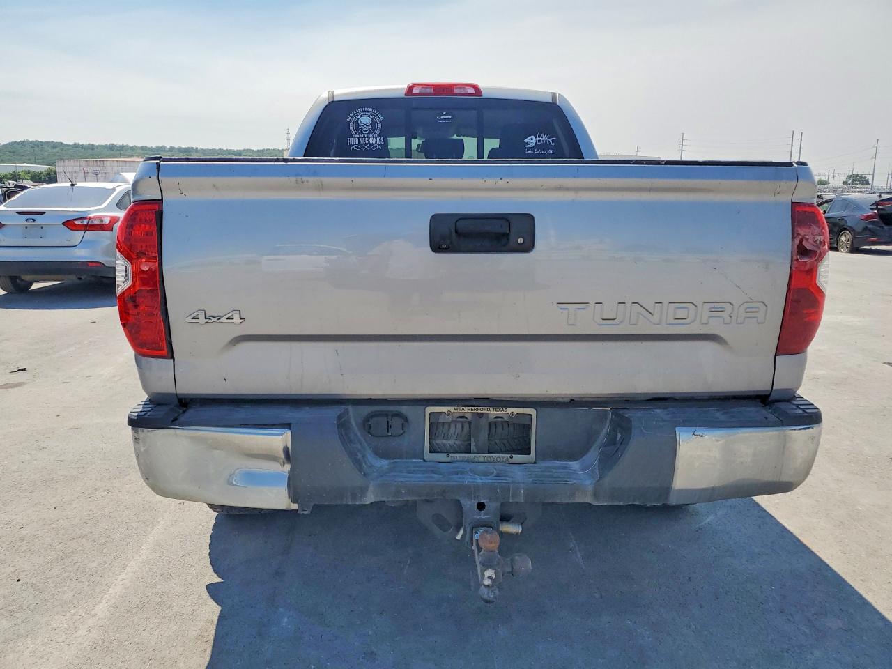 2015 Toyota Tundra Sr5 Silver vin: 5TFUW5F10FX423657