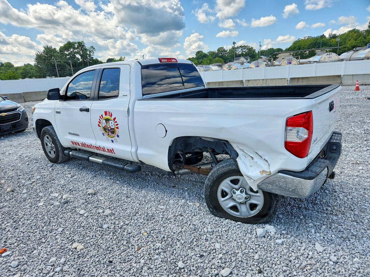 2019 Toyota Tundra Sr5 Белый vin: 5TFUW5F10KX820635