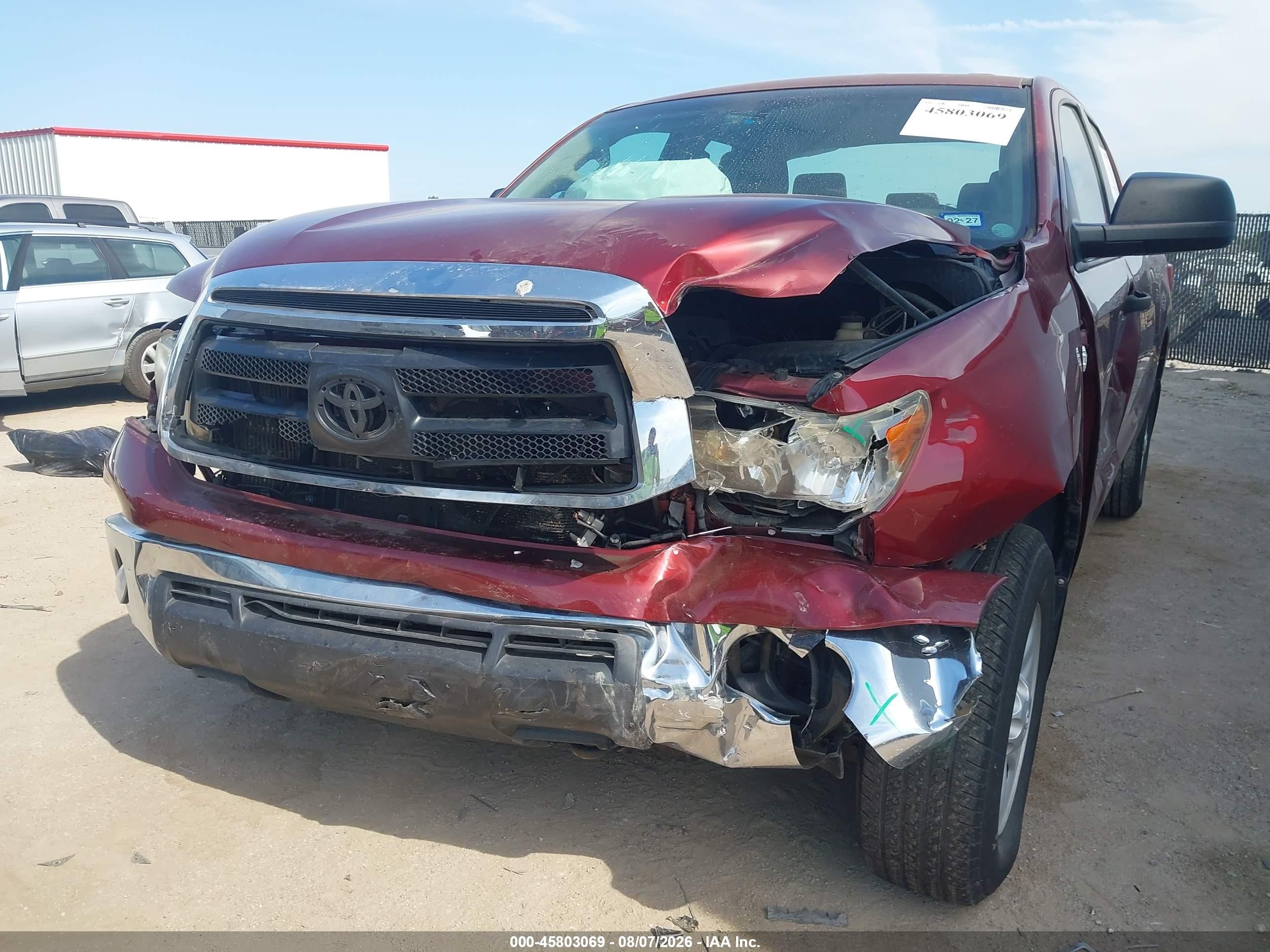 2010 Toyota Tundra Grade 5.7l V8 Красный vin: 5TFUW5F11AX117107