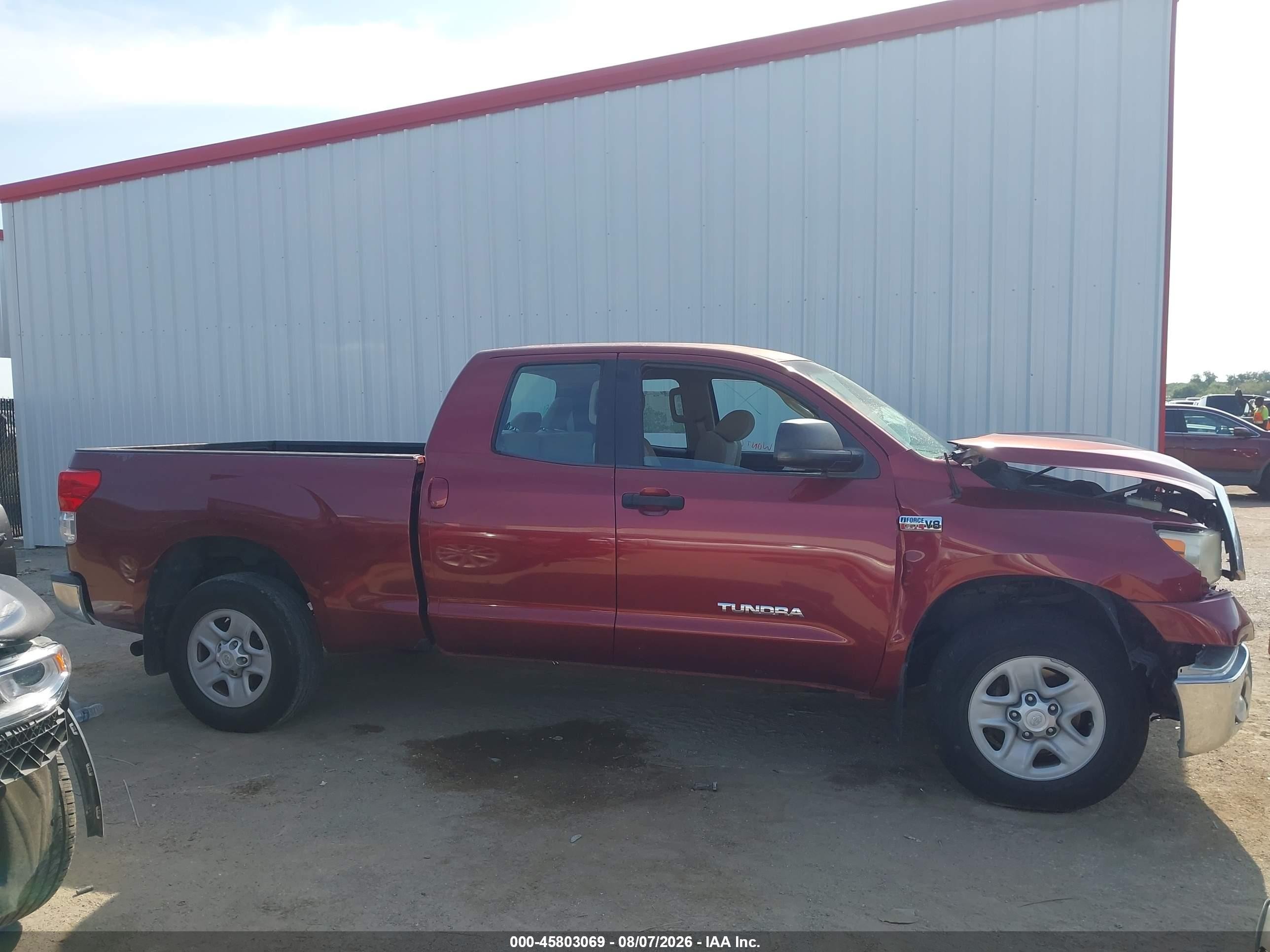 2010 Toyota Tundra Grade 5.7l V8 Красный vin: 5TFUW5F11AX117107