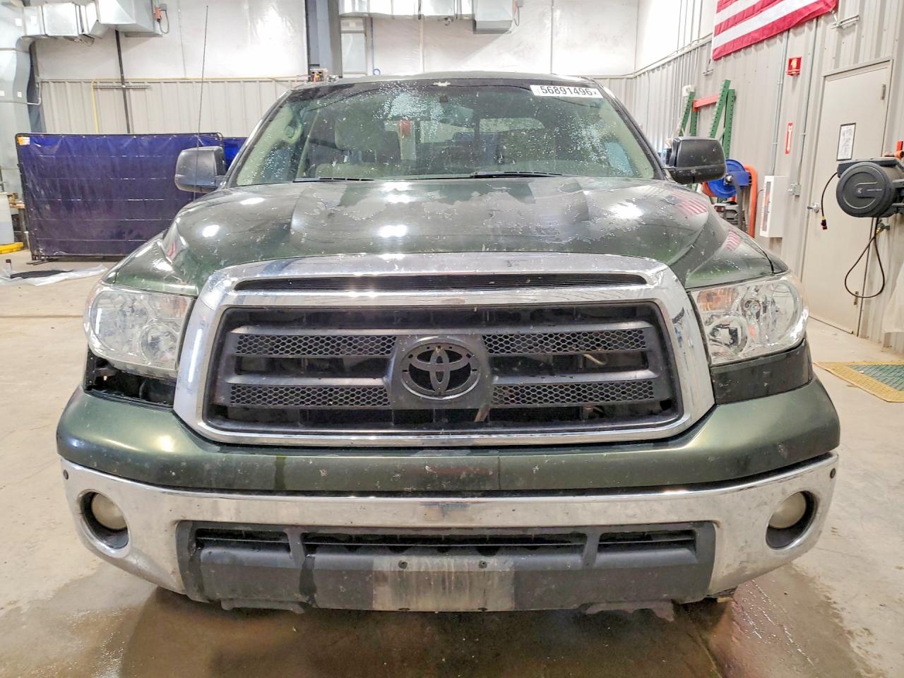 2010 Toyota Tundra Double Cab Sr5 Green vin: 5TFUW5F11AX136448