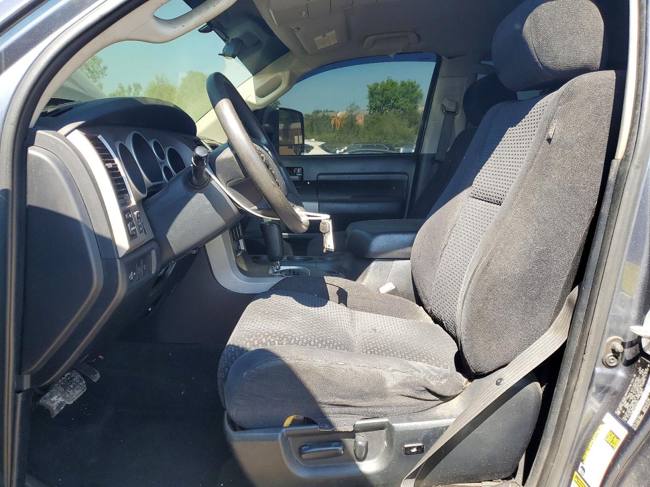 2010 Toyota Tundra Double Cab Sr5 Gray vin: 5TFUW5F11AX136451