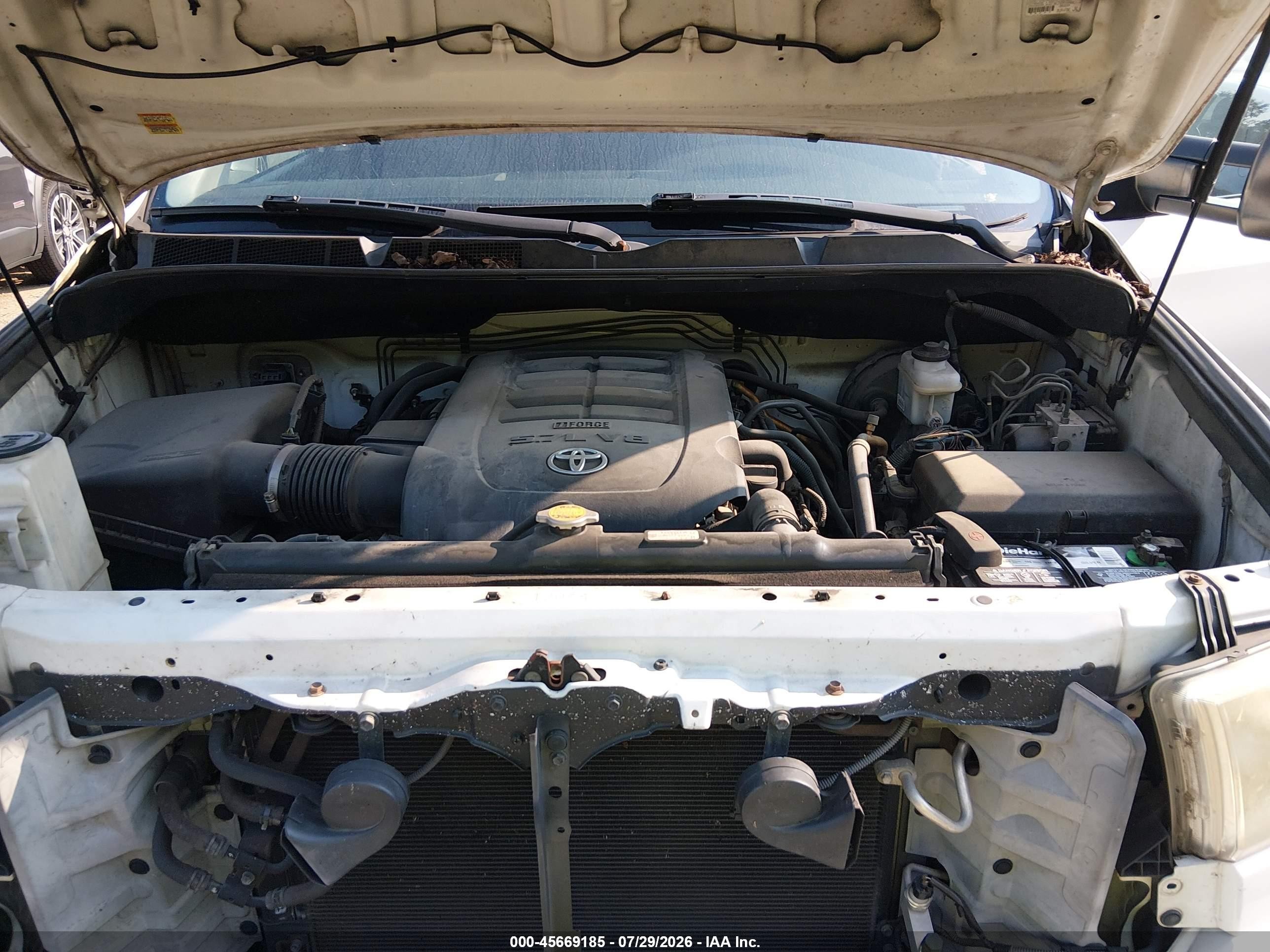 2012 Toyota Tundra Grade 5.7l V8 White vin: 5TFUW5F11CX219817