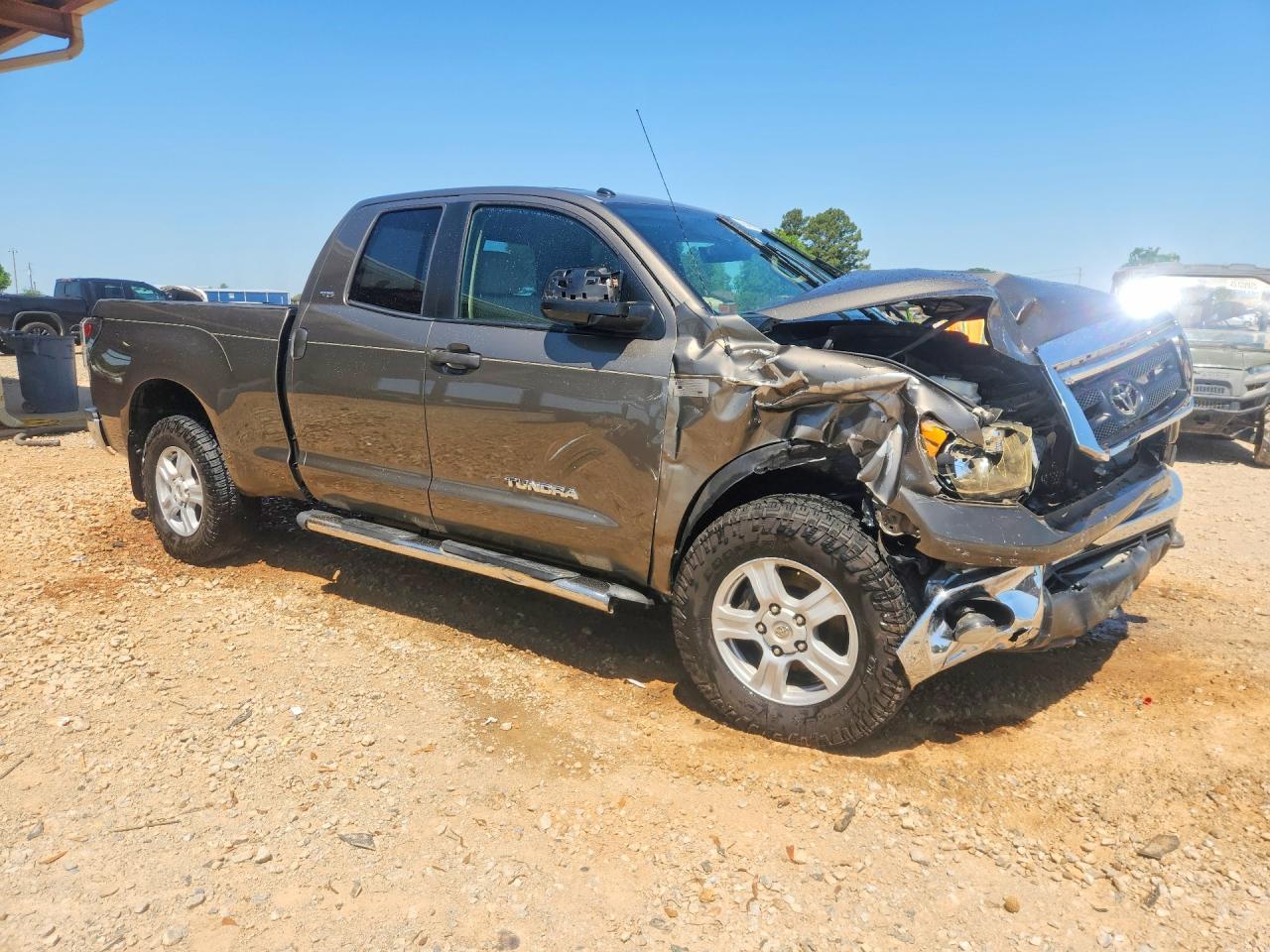 2010 Toyota Tundra Double Cab Sr5 Brown vin: 5TFUW5F12AX157518