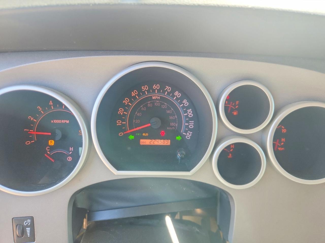 2010 Toyota Tundra Double Cab Sr5 Brown vin: 5TFUW5F12AX157518