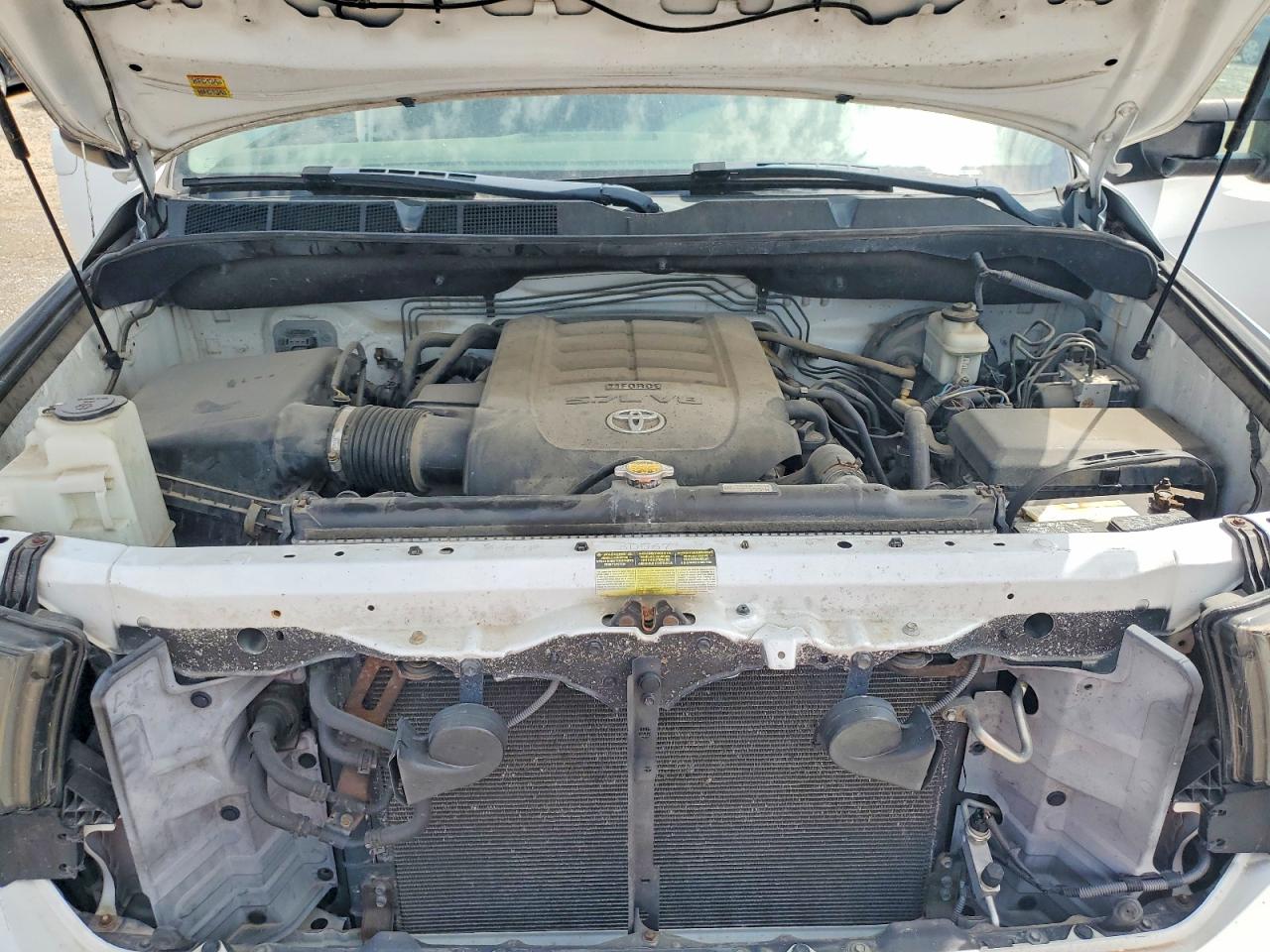 2011 Toyota Tundra Double Cab Sr5 White vin: 5TFUW5F12BX180010