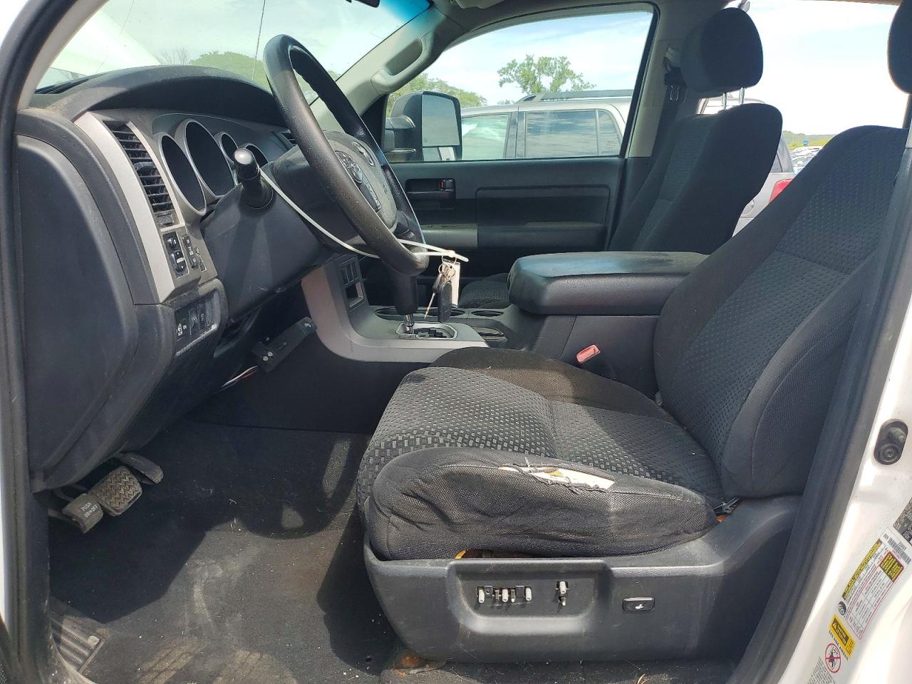 2011 Toyota Tundra Double Cab Sr5 White vin: 5TFUW5F12BX180010