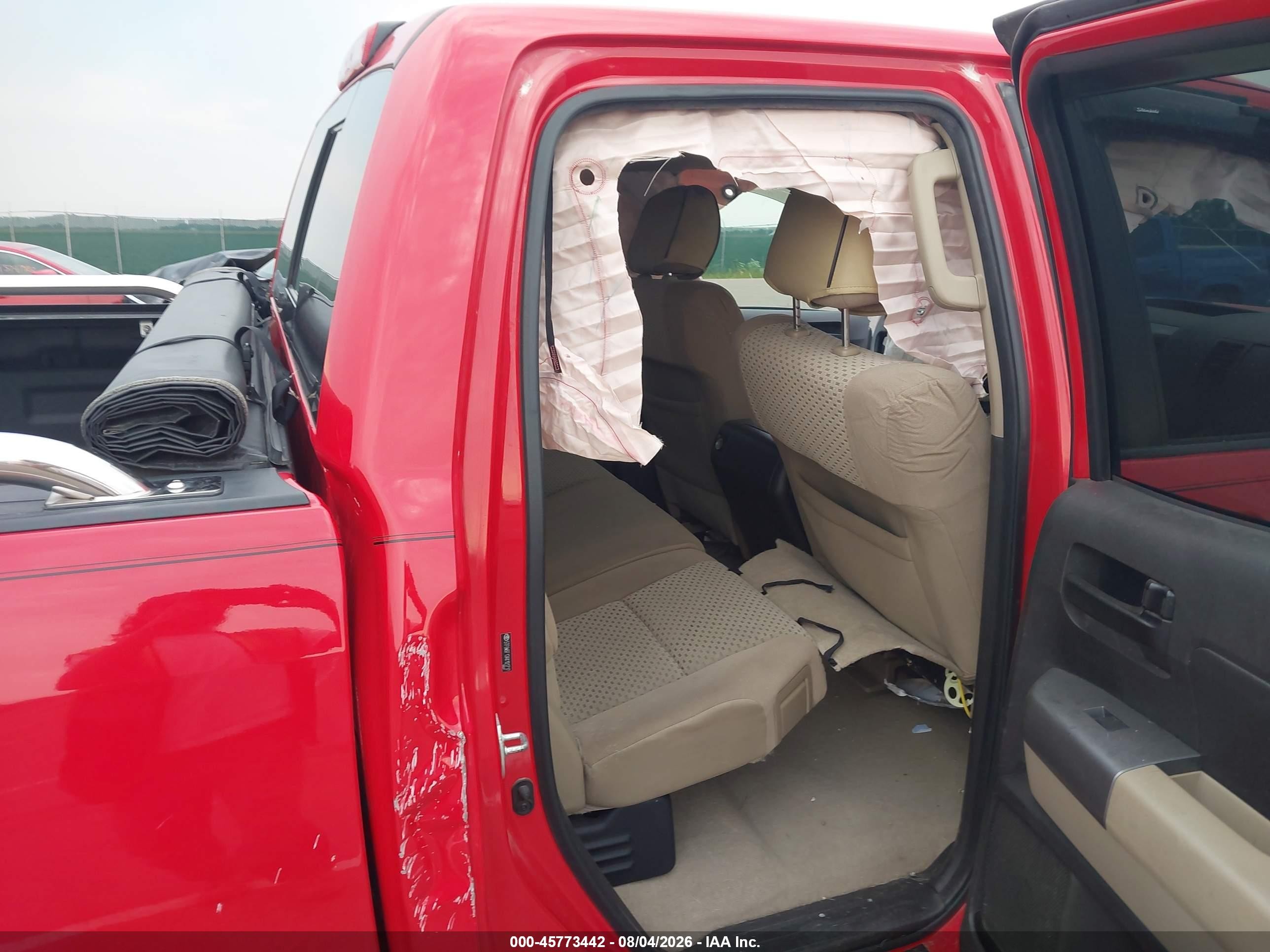 2010 Toyota Tundra Grade 5.7l V8 Red vin: 5TFUW5F13AX101717