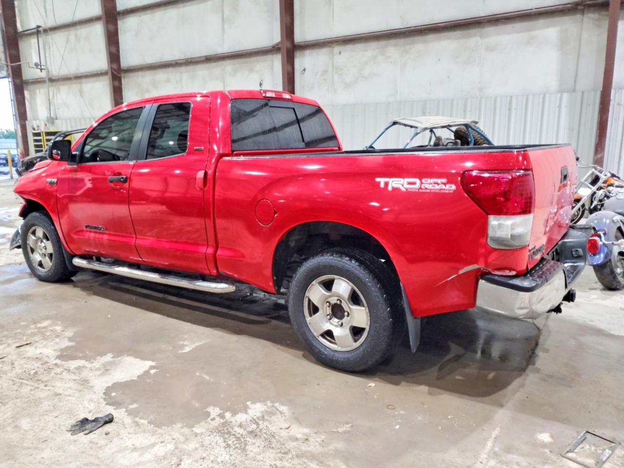 2010 Toyota Tundra Double Cab Sr5 Red vin: 5TFUW5F13AX131428