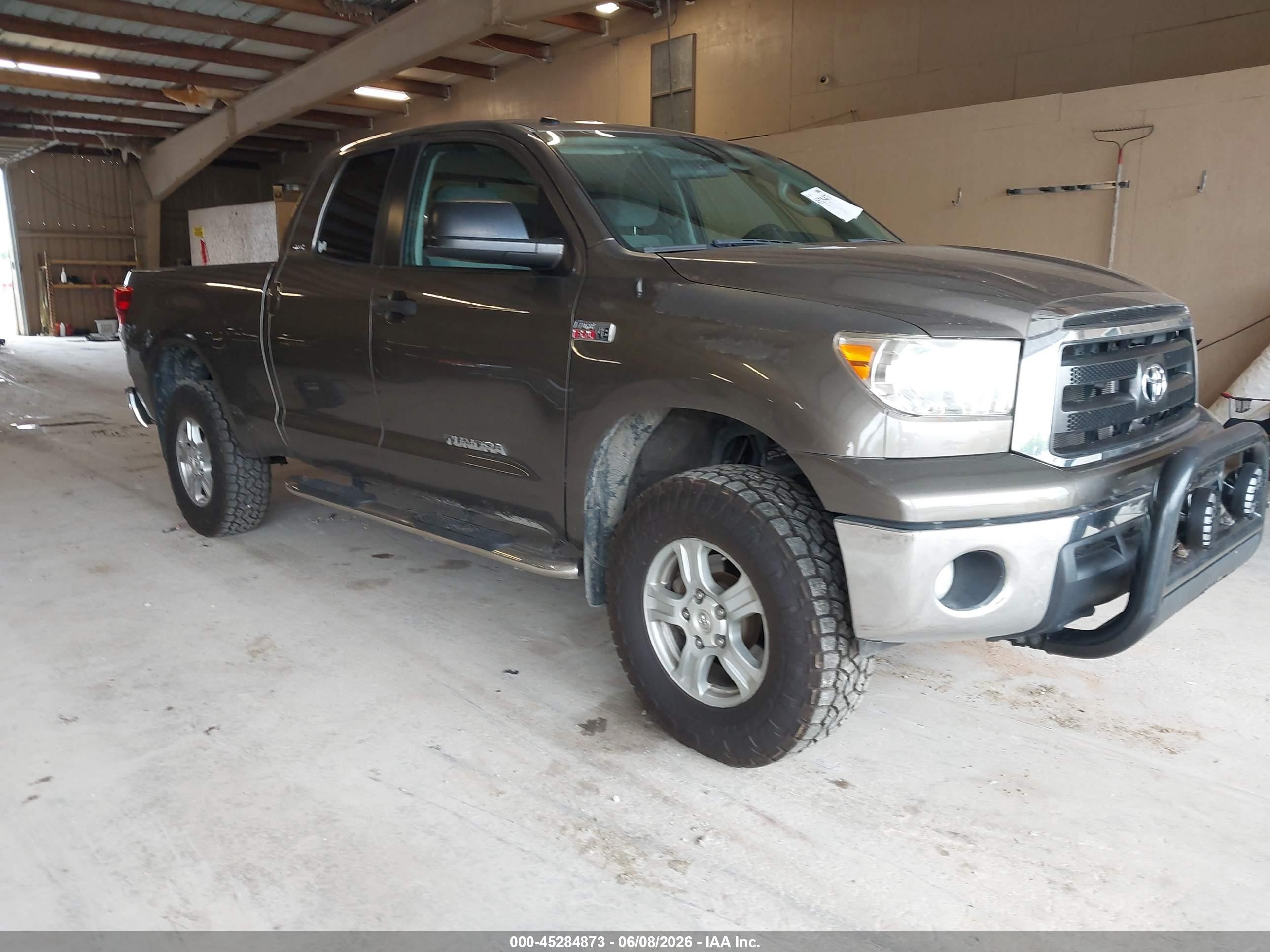 2010 Toyota Tundra Grade 5.7l V8 Gray vin: 5TFUW5F13AX149511