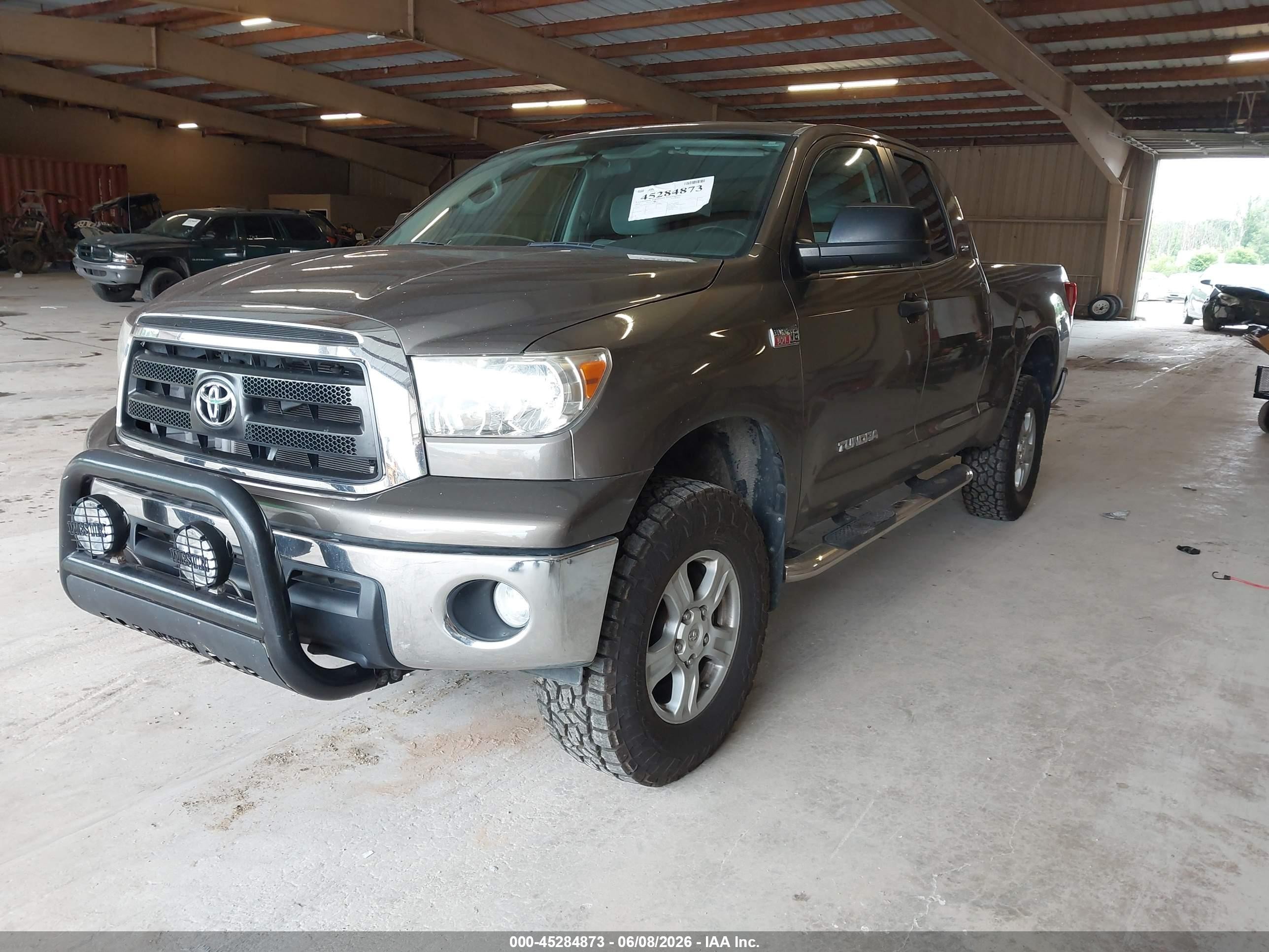 2010 Toyota Tundra Grade 5.7l V8 Gray vin: 5TFUW5F13AX149511