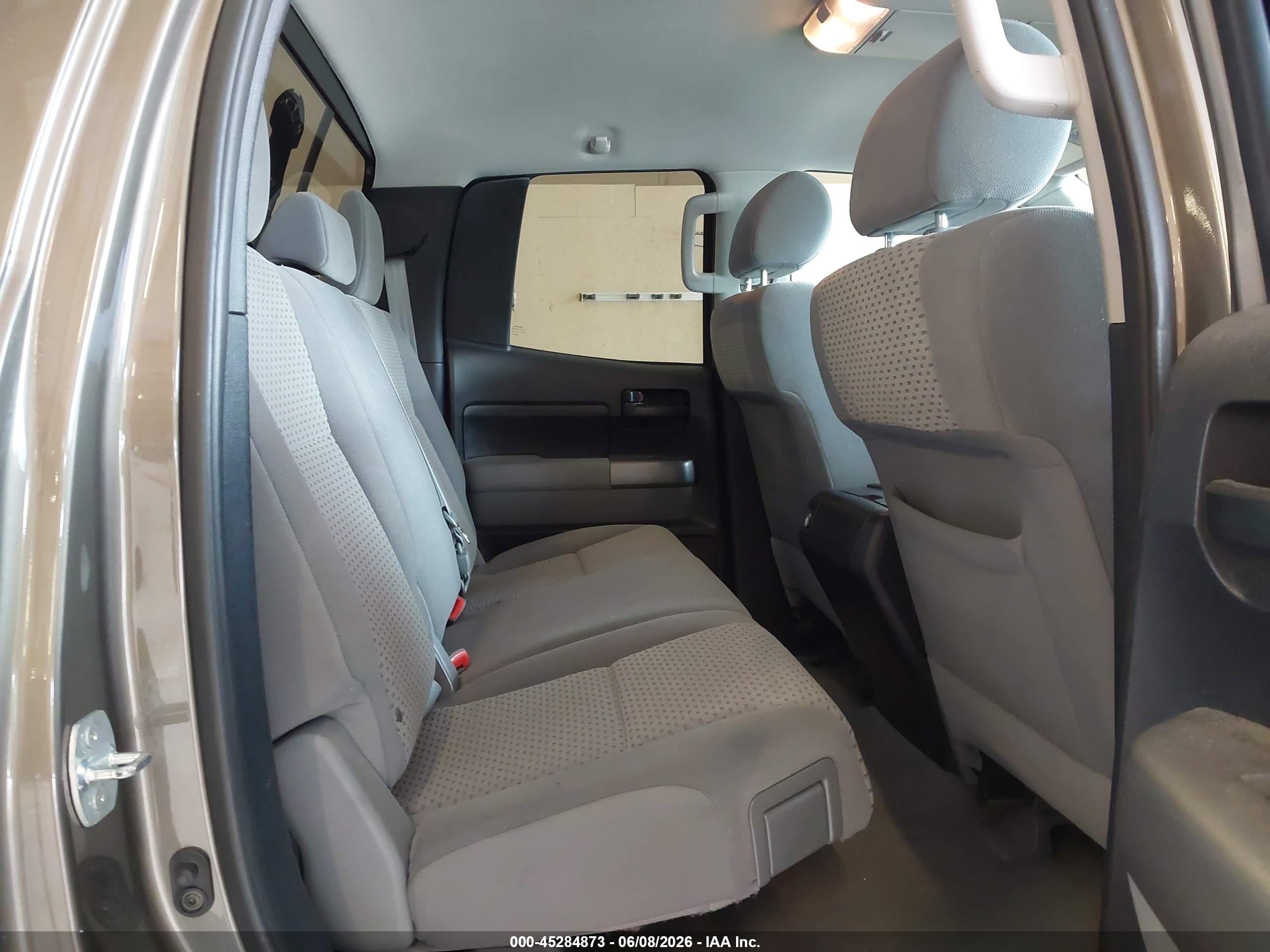 2010 Toyota Tundra Grade 5.7l V8 Gray vin: 5TFUW5F13AX149511