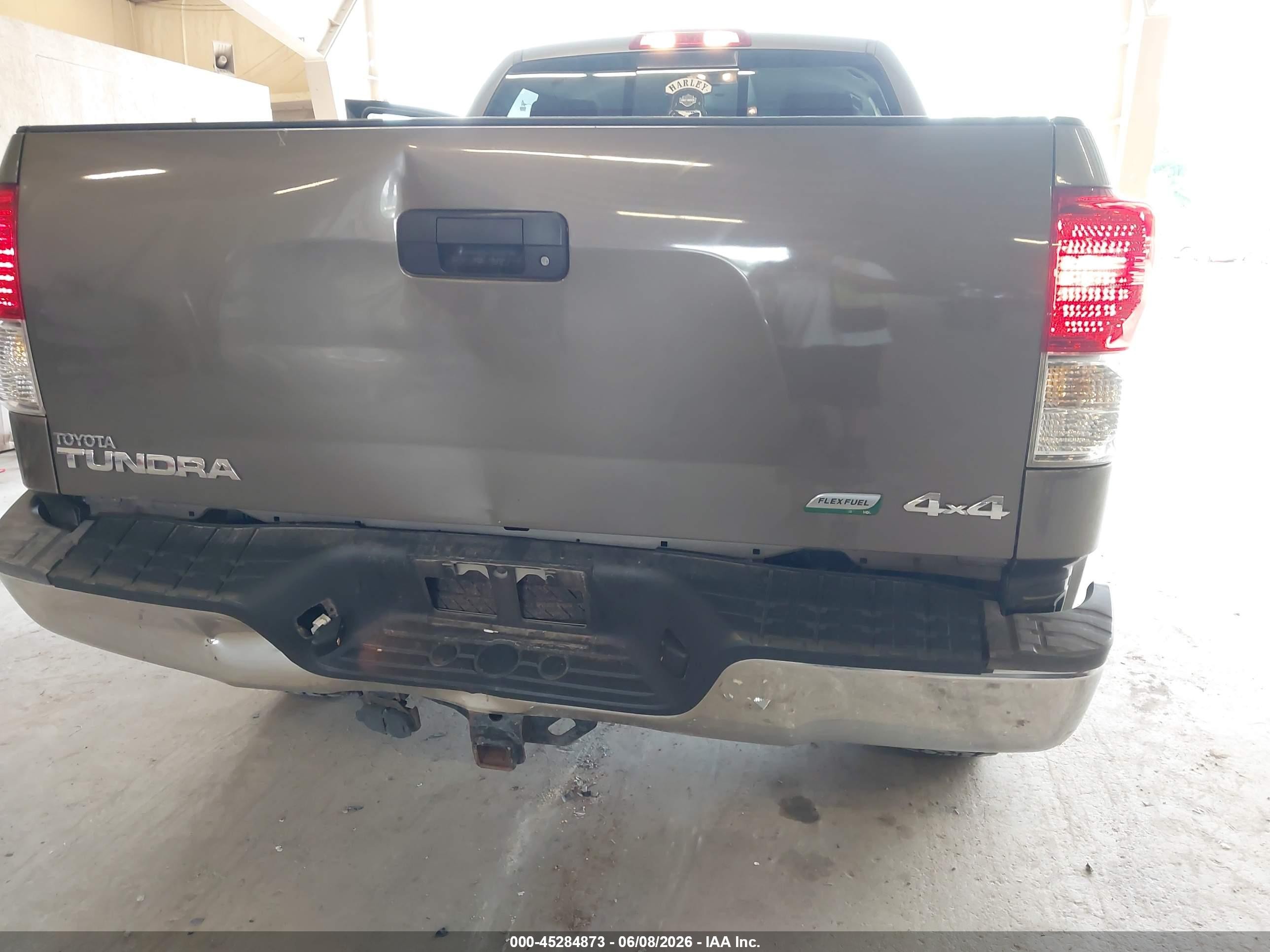 2010 Toyota Tundra Grade 5.7l V8 Gray vin: 5TFUW5F13AX149511