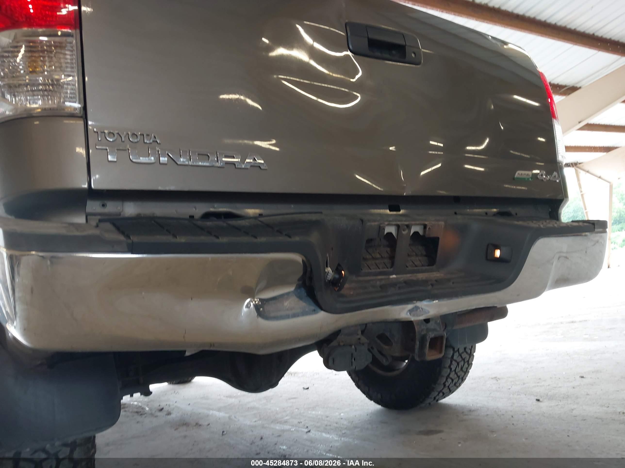 2010 Toyota Tundra Grade 5.7l V8 Gray vin: 5TFUW5F13AX149511