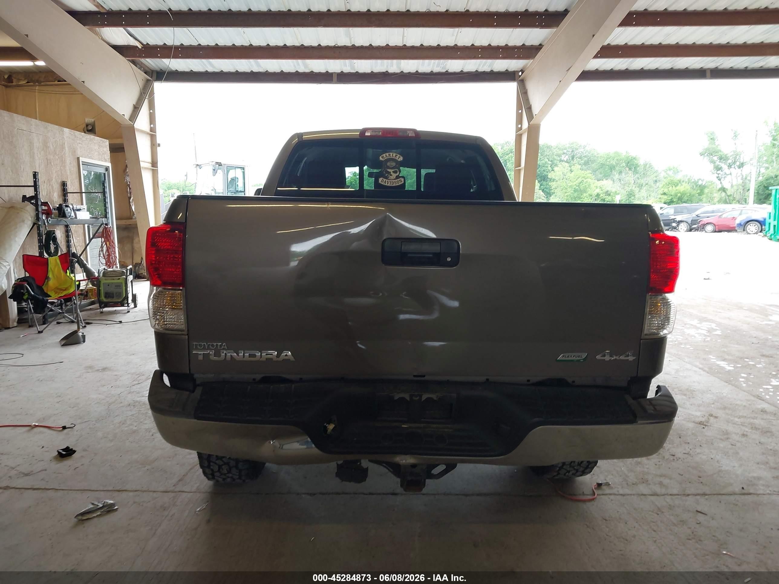 2010 Toyota Tundra Grade 5.7l V8 Gray vin: 5TFUW5F13AX149511
