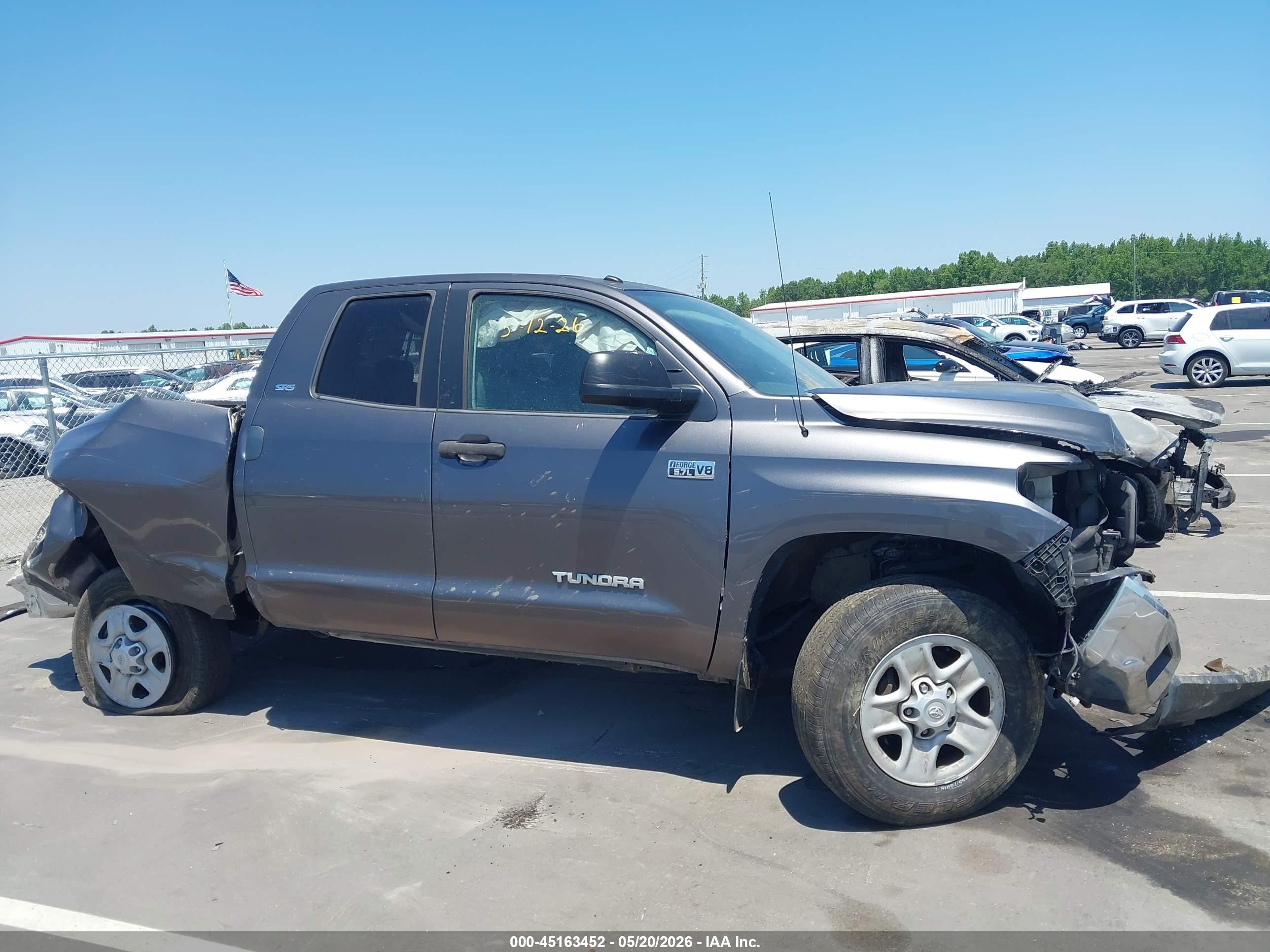 2015 Toyota Tundra Sr5 5.7l V8 Gray vin: 5TFUW5F13FX459326