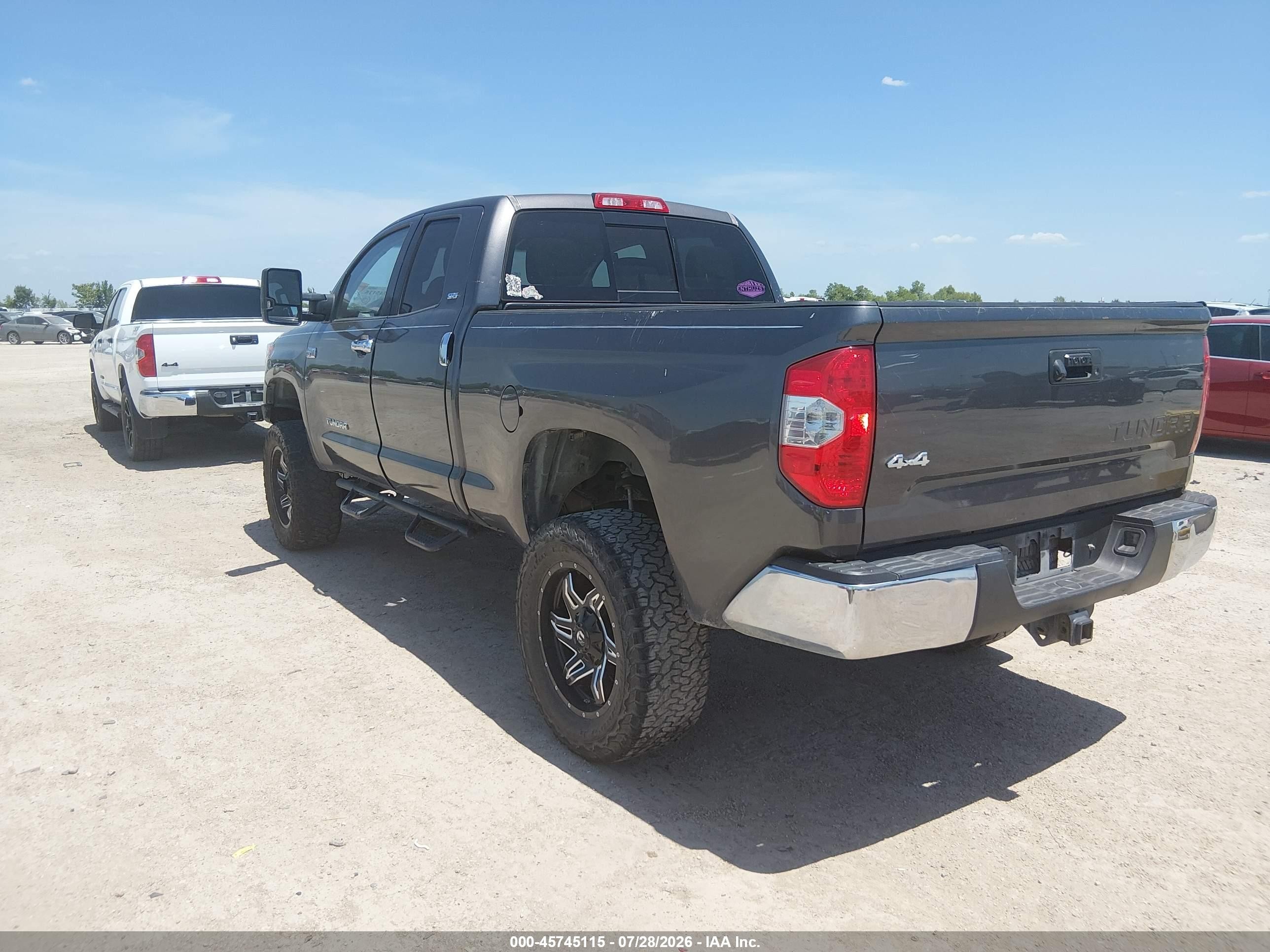 2015 Toyota Tundra Sr5 5.7l V8 Black vin: 5TFUW5F13FX462016