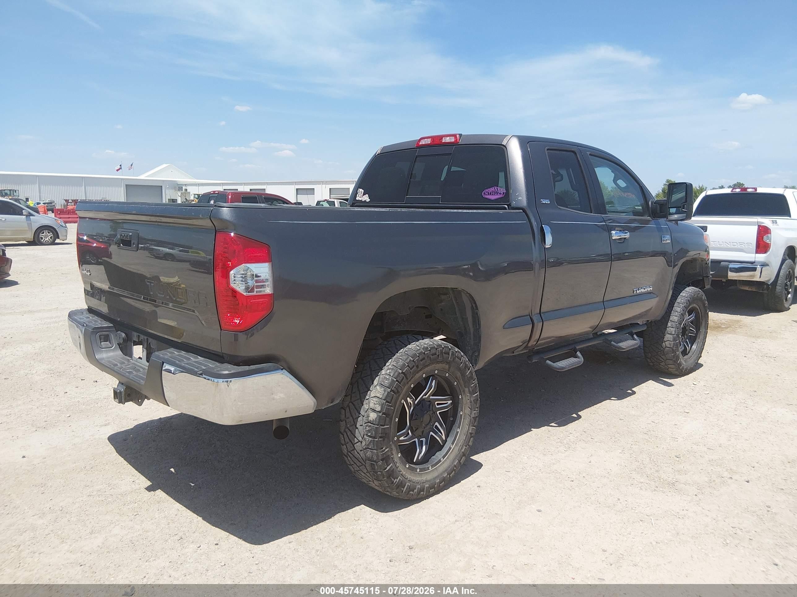 2015 Toyota Tundra Sr5 5.7l V8 Black vin: 5TFUW5F13FX462016