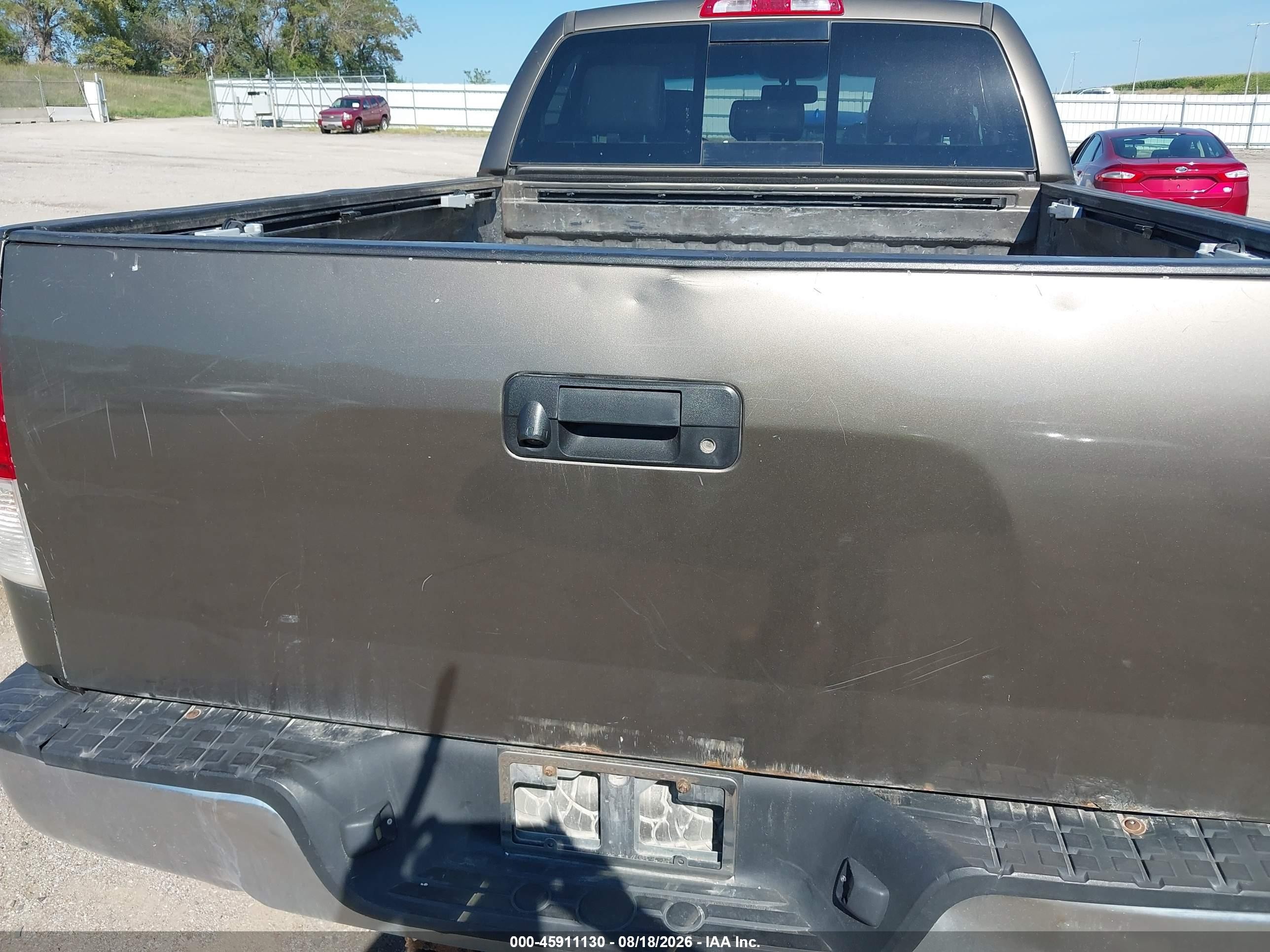 2010 Toyota Tundra Grade 5.7l V8 Brown vin: 5TFUW5F14AX157925