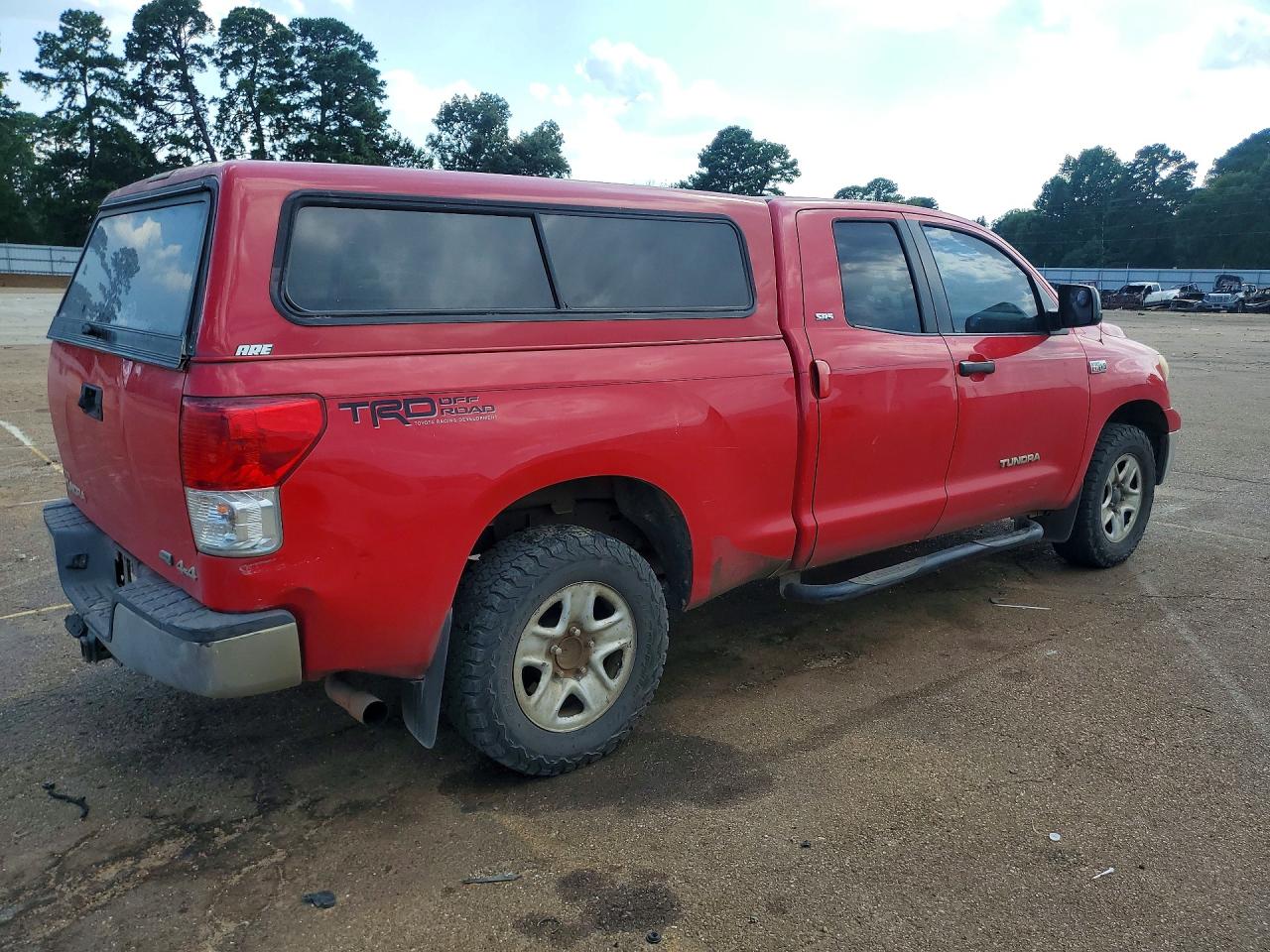 2011 Toyota Tundra Double Cab Sr5 Red vin: 5TFUW5F14BX186343