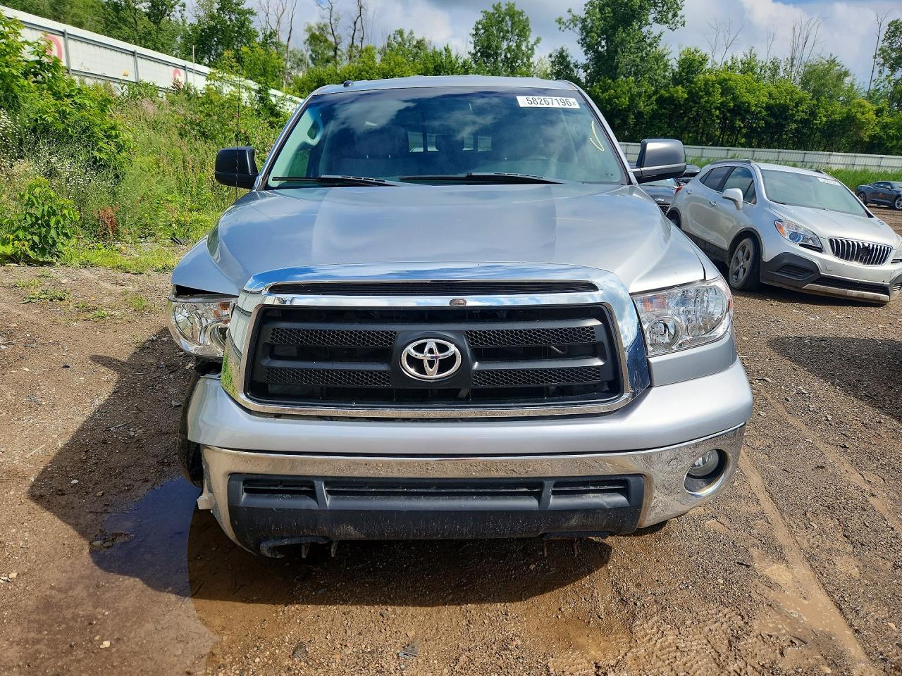 2011 Toyota Tundra Double Cab Sr5 Серебряный vin: 5TFUW5F14BX207997