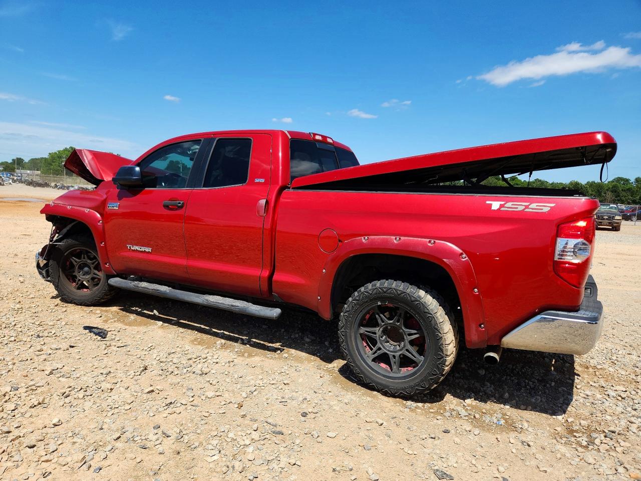 2014 Toyota Tundra Sr5 Red vin: 5TFUW5F14EX411056