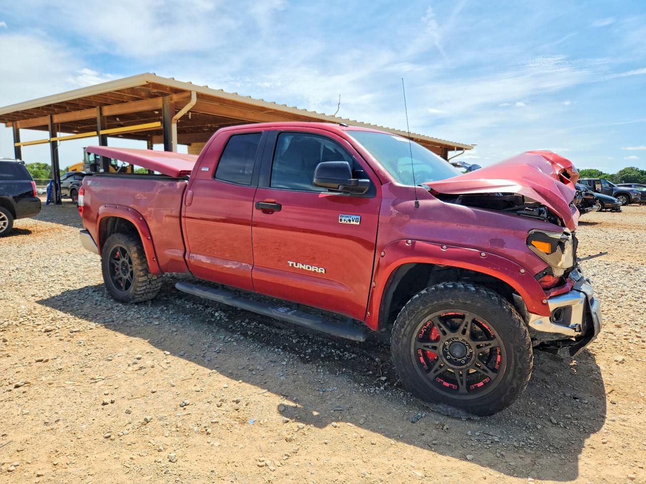 2014 Toyota Tundra Sr5 Red vin: 5TFUW5F14EX411056