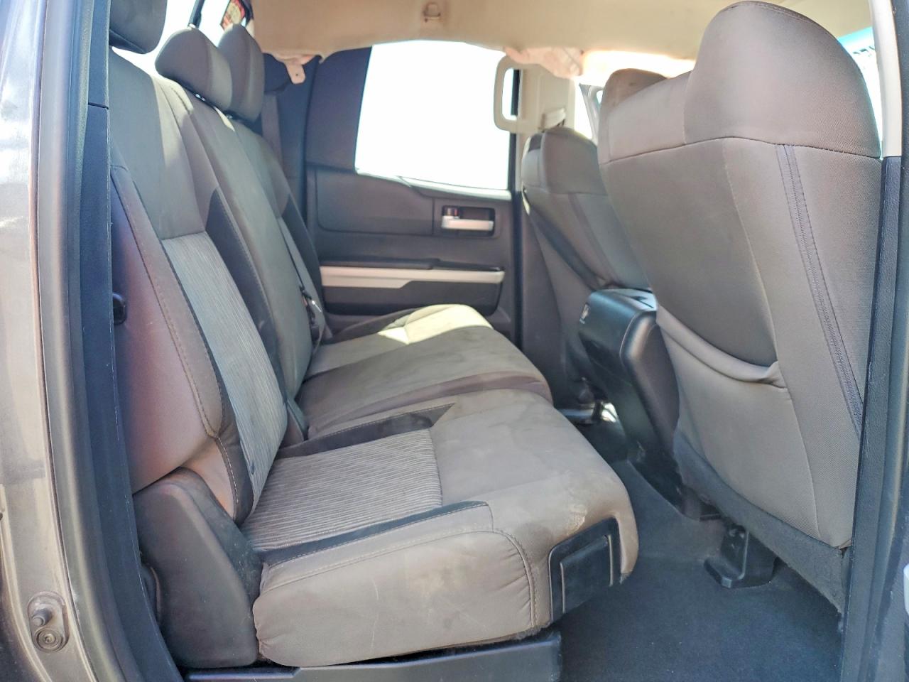 2015 Toyota Tundra Sr5 Gray vin: 5TFUW5F14FX424018