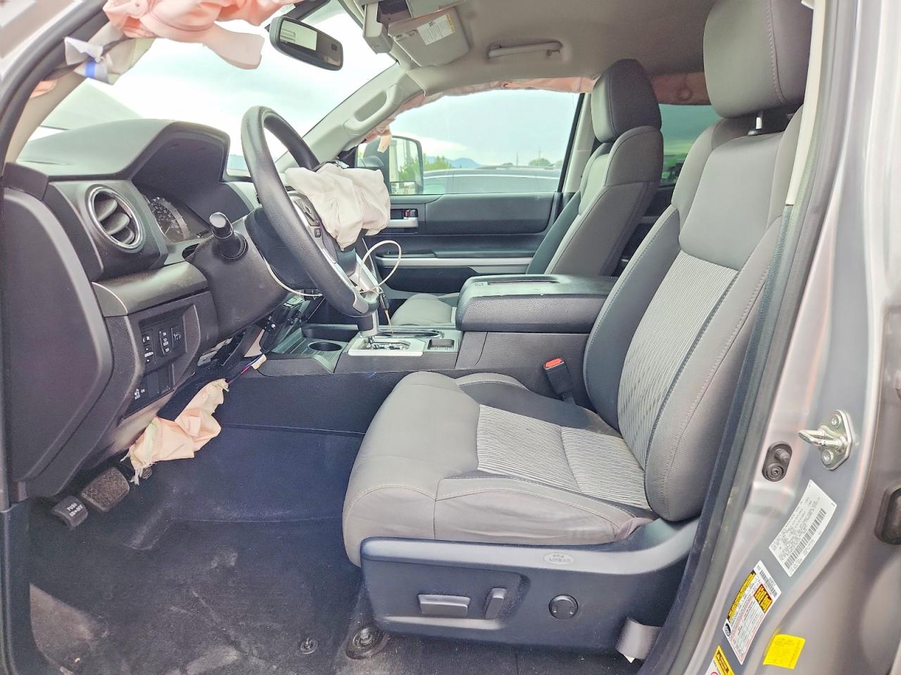 2015 Toyota Tundra Sr5 Серебряный vin: 5TFUW5F14FX487149