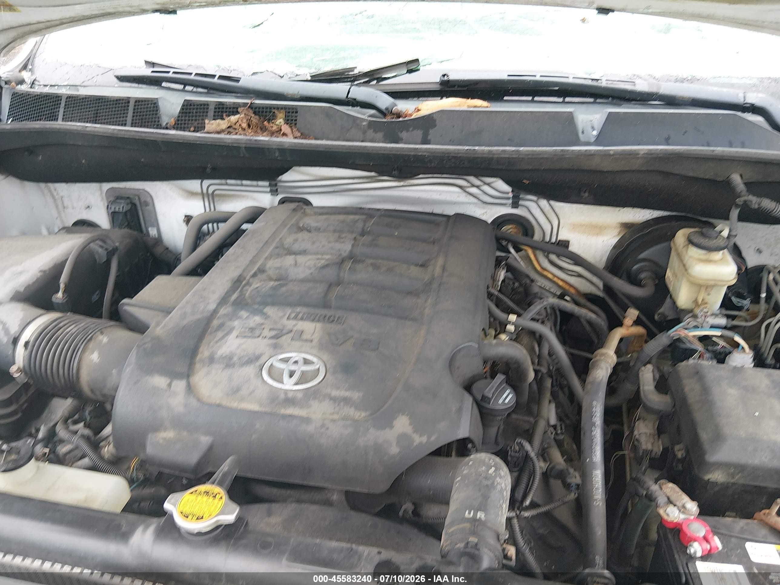 2011 Toyota Tundra Grade 5.7l V8 White vin: 5TFUW5F15BX190076