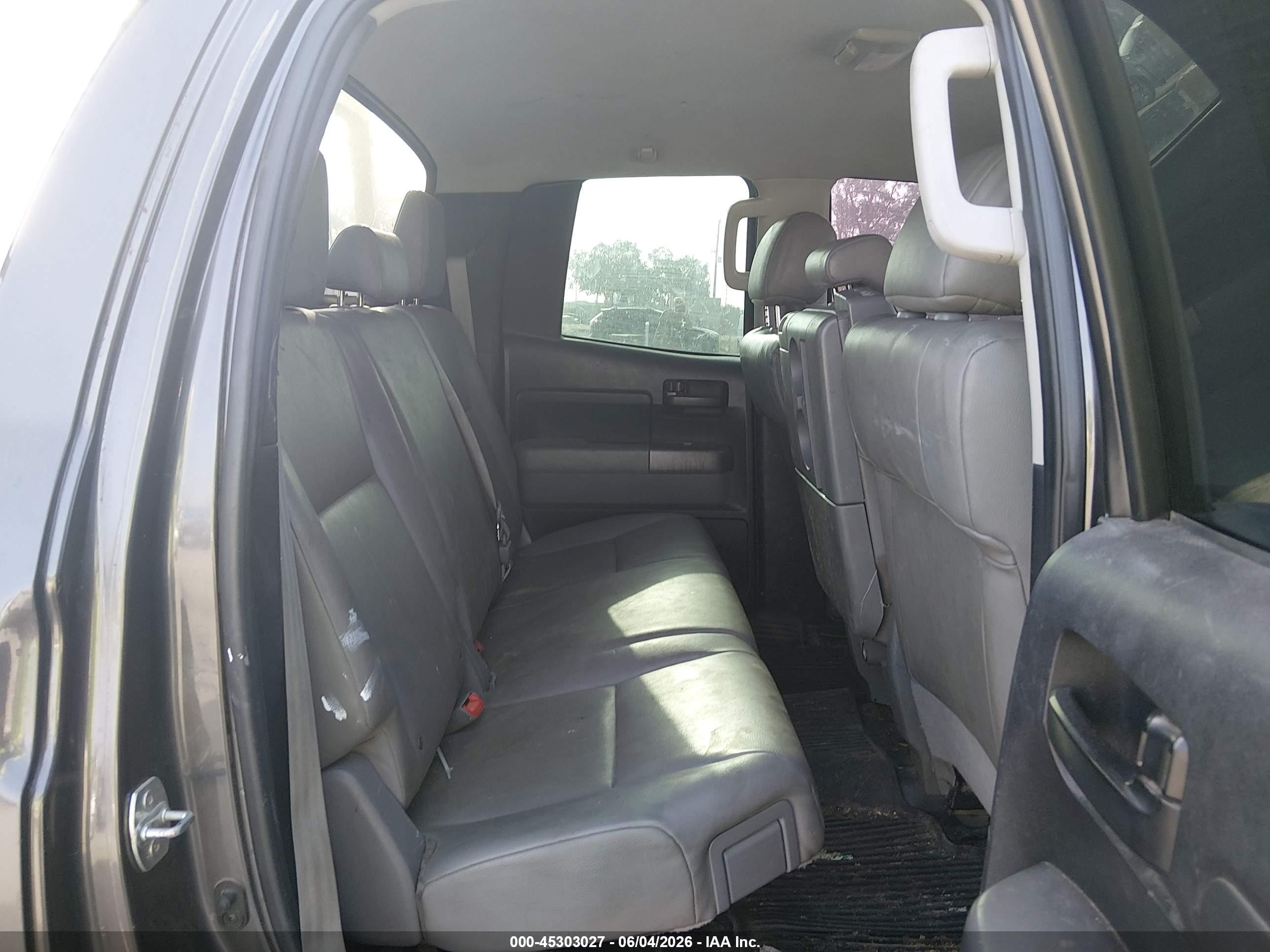 2012 Toyota Tundra Grade 5.7l V8 Gray vin: 5TFUW5F15CX265487