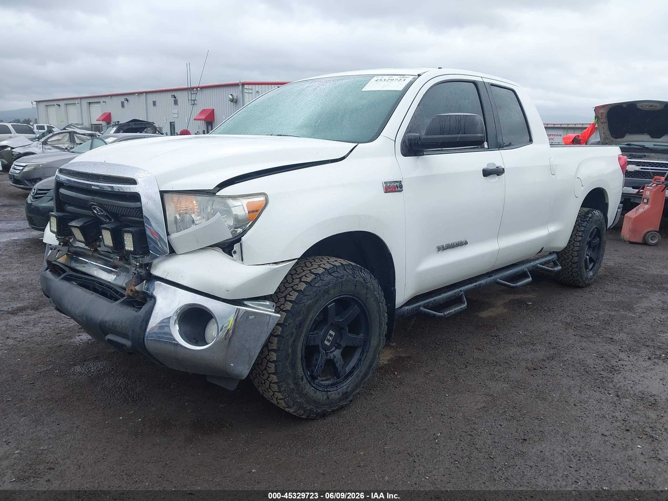 2013 Toyota Tundra Grade 5.7l V8 Белый vin: 5TFUW5F15DX285515