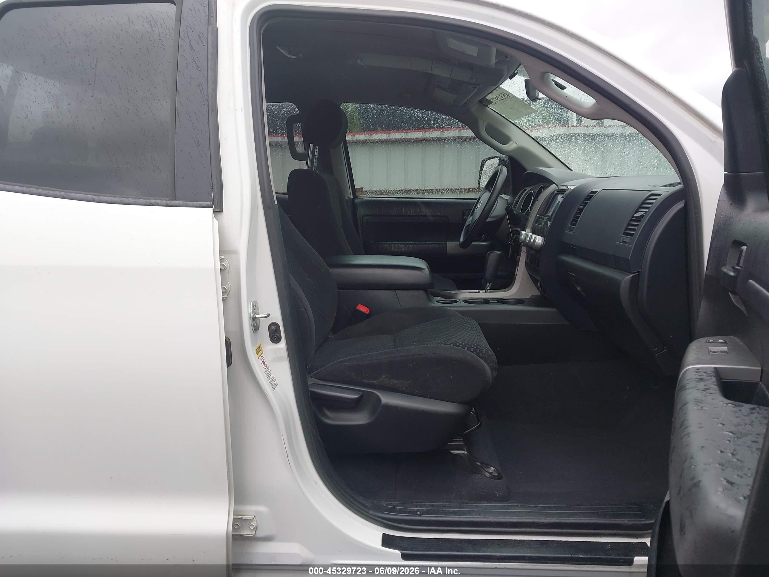 2013 Toyota Tundra Grade 5.7l V8 Белый vin: 5TFUW5F15DX285515