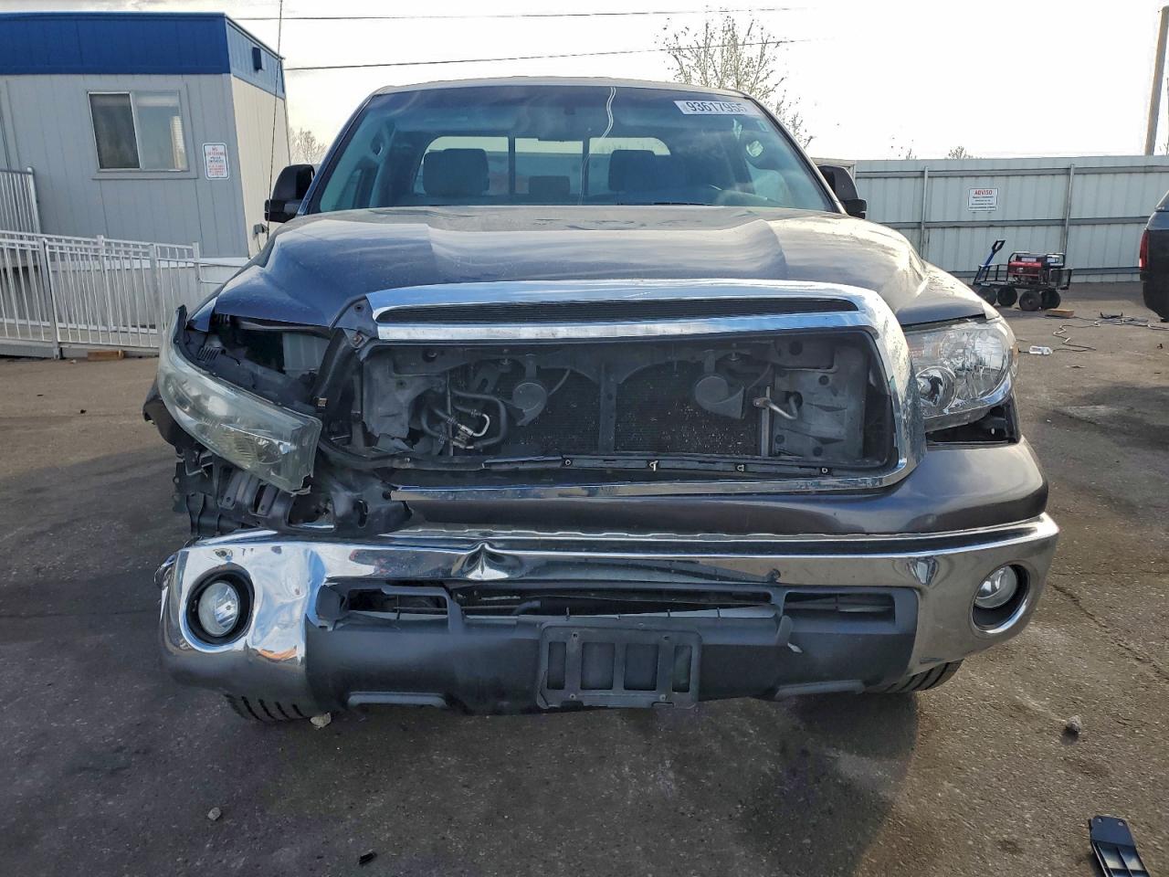 2013 Toyota Tundra Double Cab Sr5 Gray vin: 5TFUW5F15DX292979