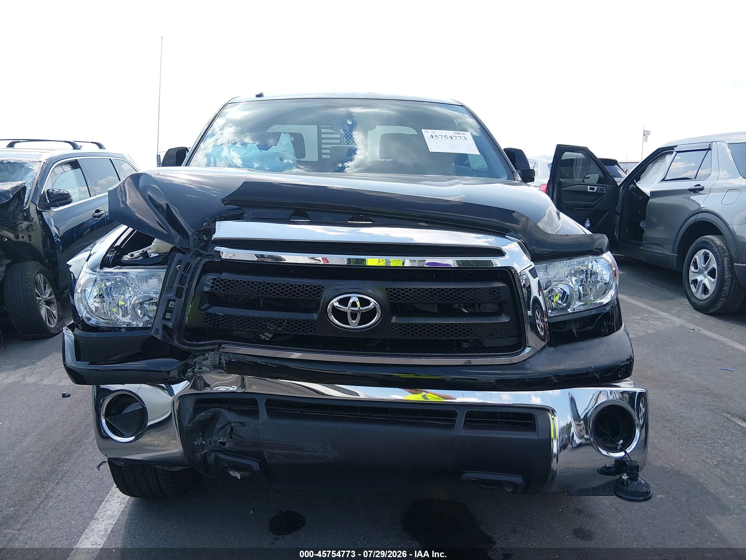 2013 Toyota Tundra Grade 5.7l V8 Black vin: 5TFUW5F15DX302524