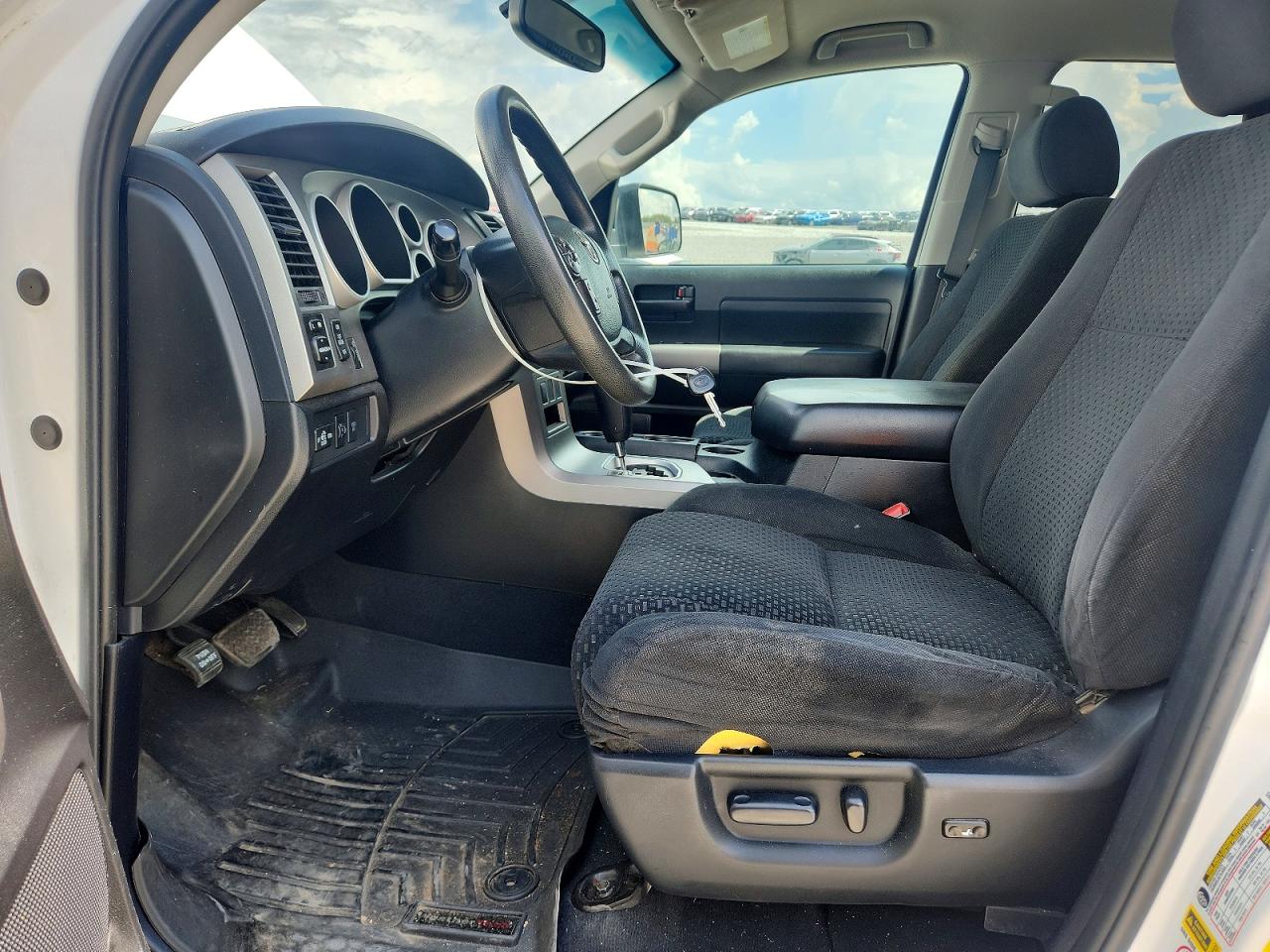 2013 Toyota Tundra Double Cab Sr5 White vin: 5TFUW5F15DX314074