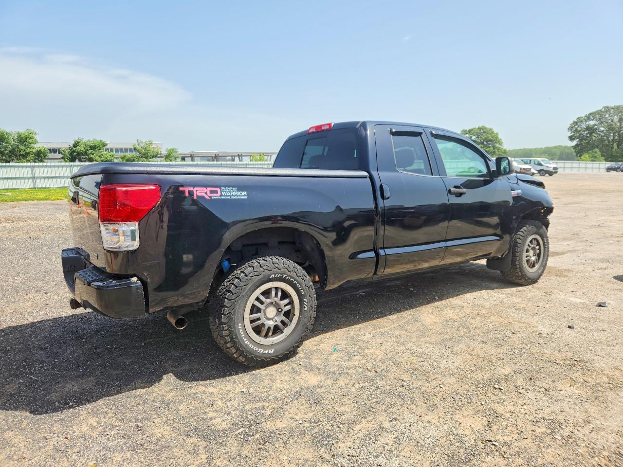 2010 Toyota Tundra Double Cab Sr5 Black vin: 5TFUW5F16AX127356