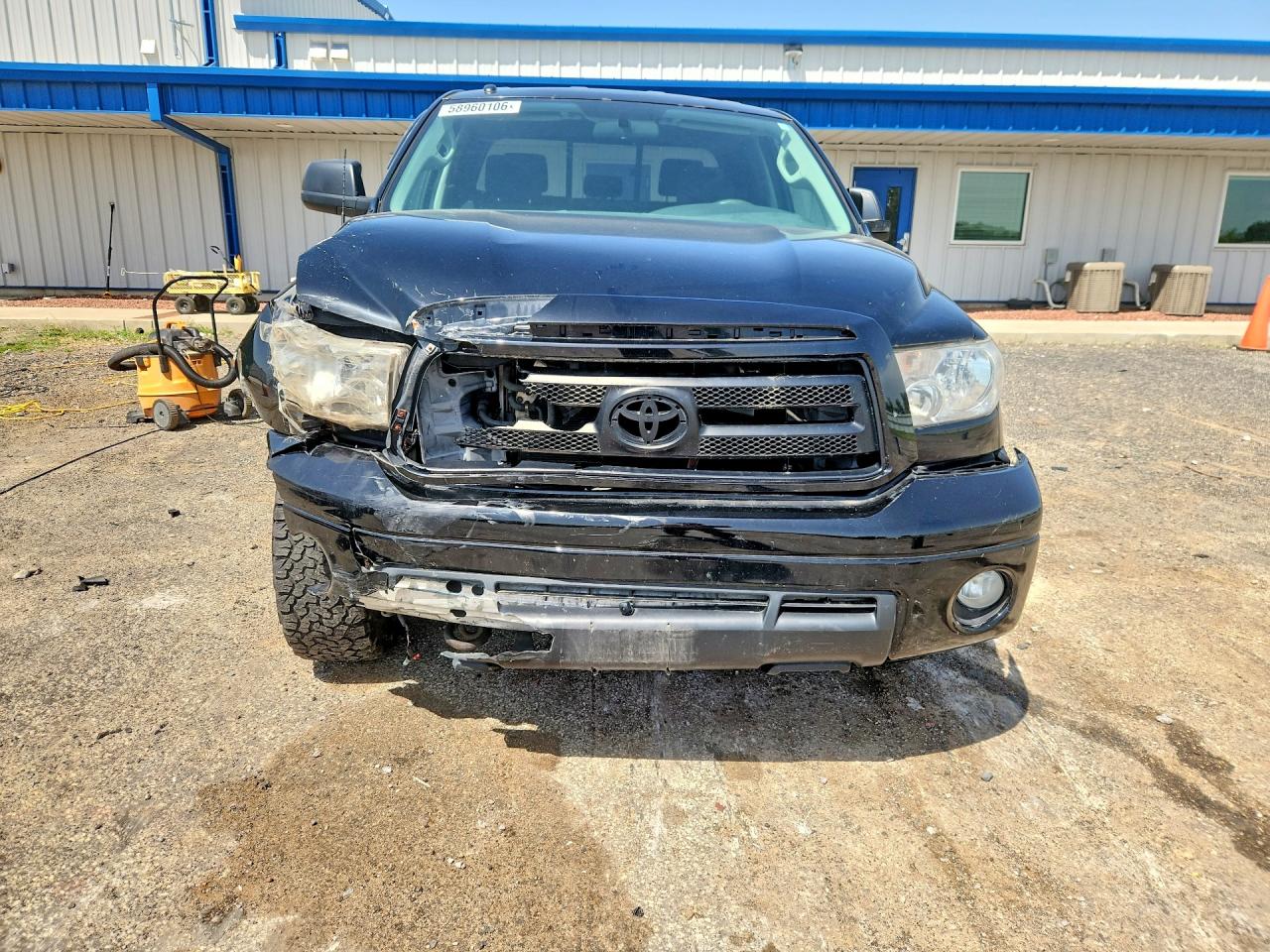 2010 Toyota Tundra Double Cab Sr5 Black vin: 5TFUW5F16AX127356
