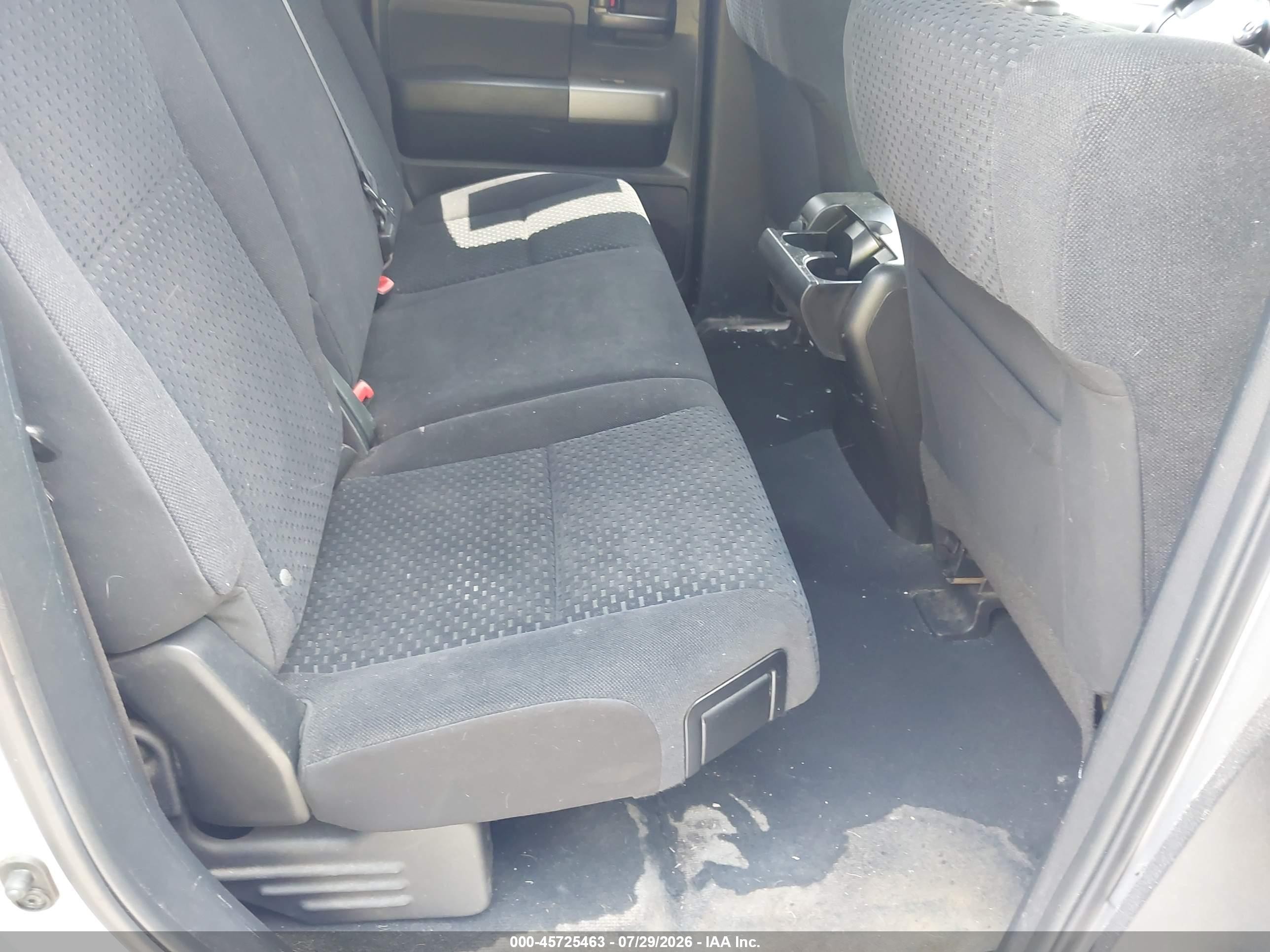 2011 Toyota Tundra Grade 5.7l V8 Silver vin: 5TFUW5F16BX168555