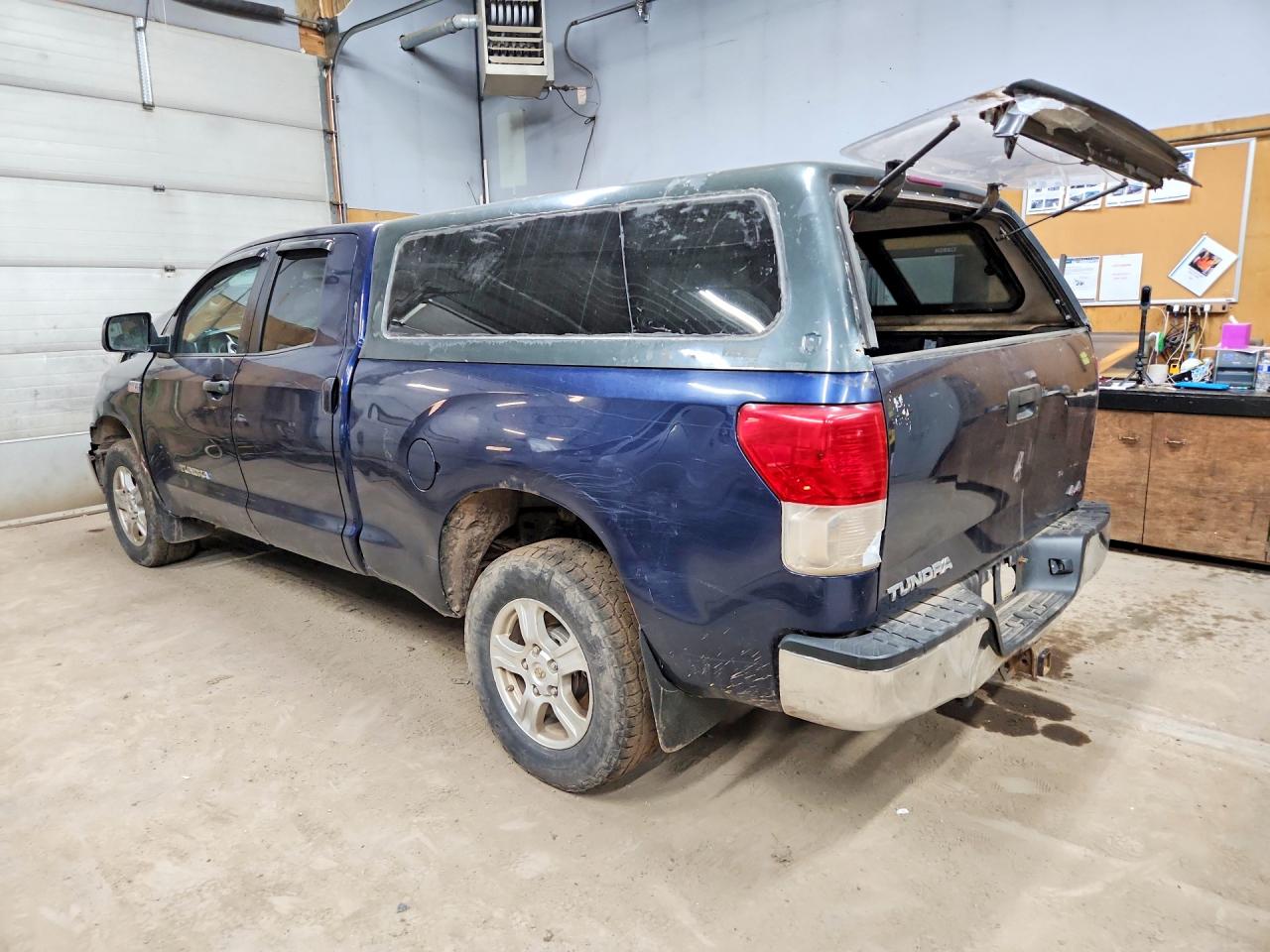 2013 Toyota Tundra Double Cab Sr5 Blue vin: 5TFUW5F16DX318344
