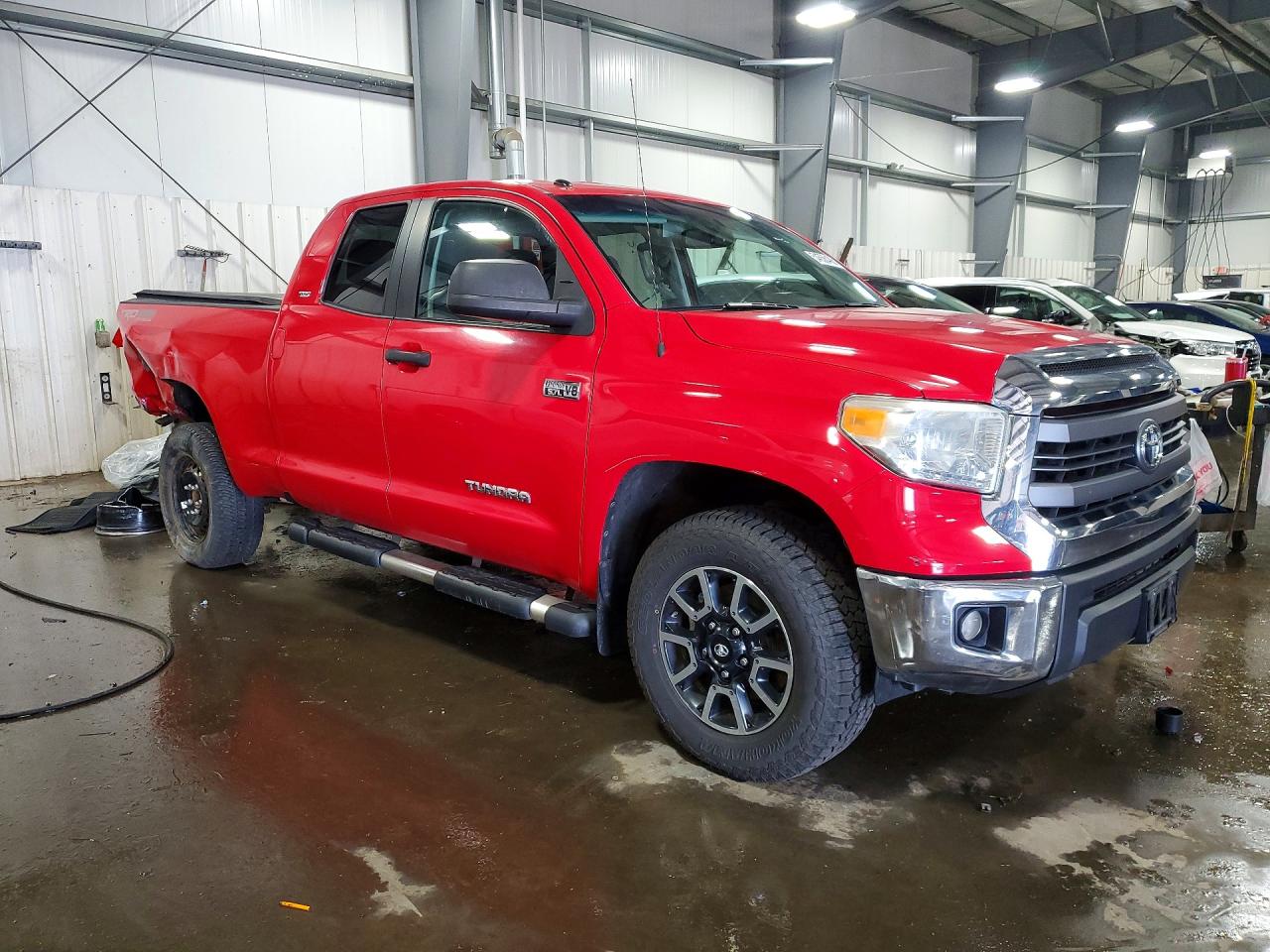 2014 Toyota Tundra Sr5 Red vin: 5TFUW5F16EX330284