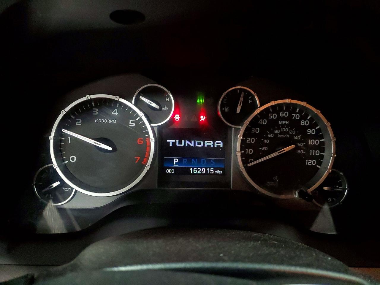 2014 Toyota Tundra Sr5 Red vin: 5TFUW5F16EX330284