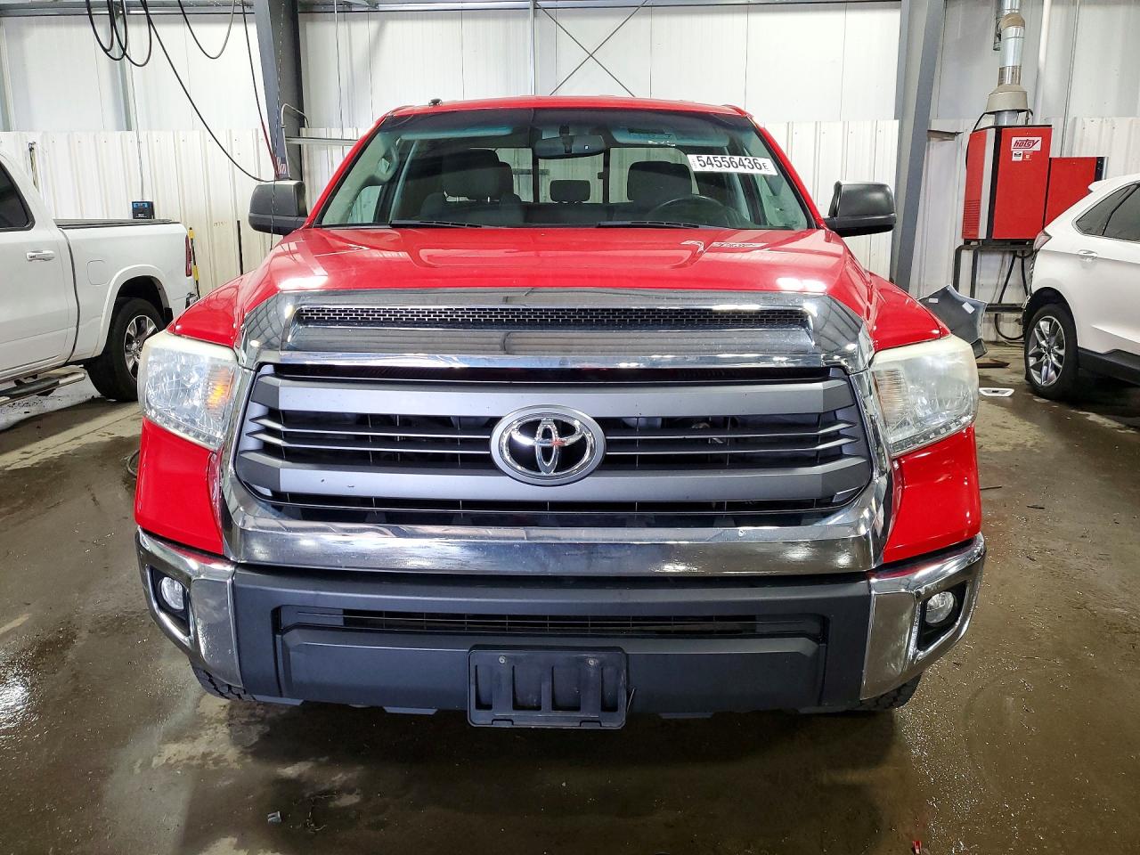 2014 Toyota Tundra Sr5 Red vin: 5TFUW5F16EX330284