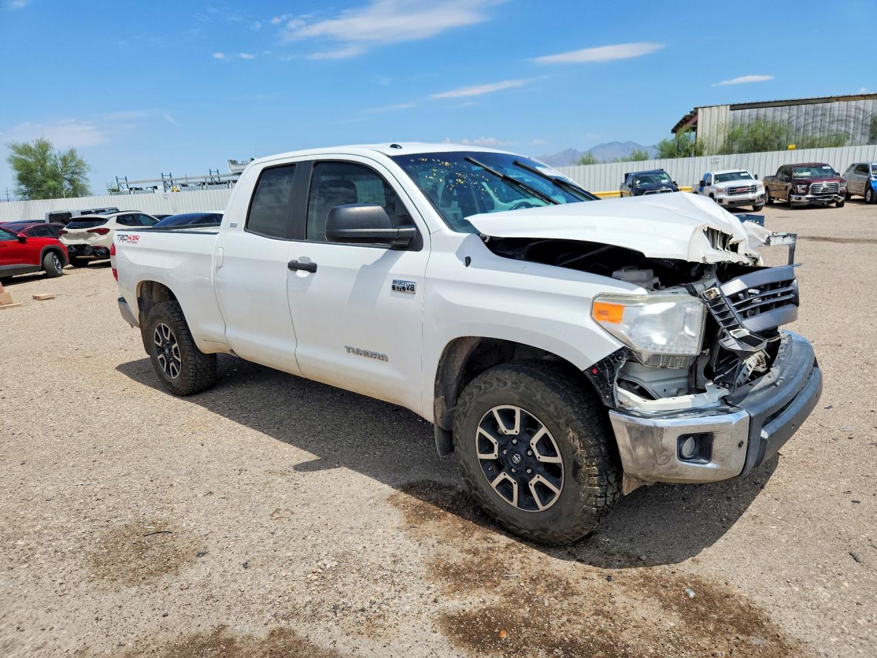2015 Toyota Tundra Sr5 Белый vin: 5TFUW5F16FX437952