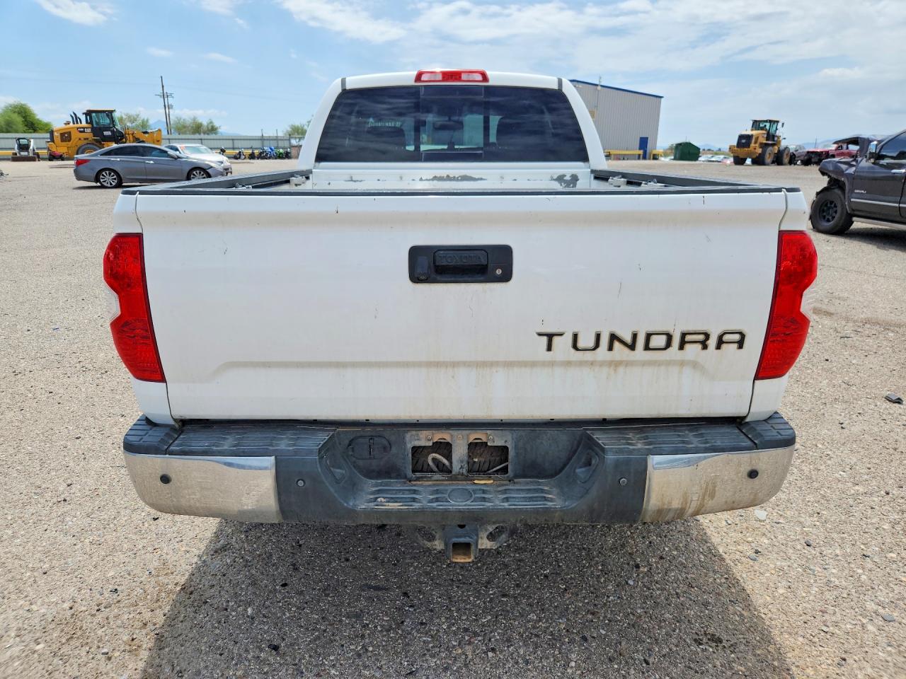 2015 Toyota Tundra Sr5 Белый vin: 5TFUW5F16FX437952