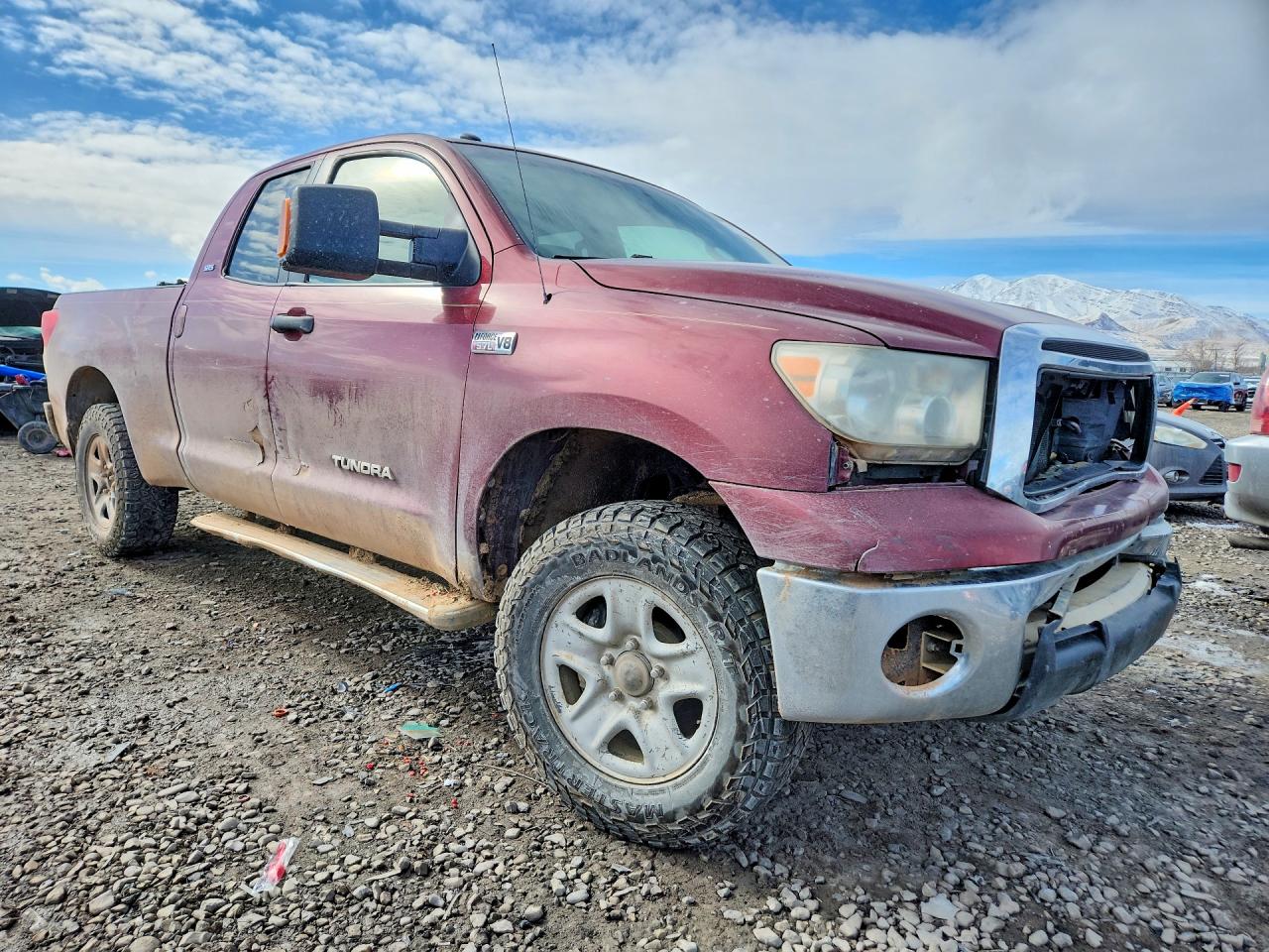 2010 Toyota Tundra Double Cab Sr5 Burgundy vin: 5TFUW5F17AX099910