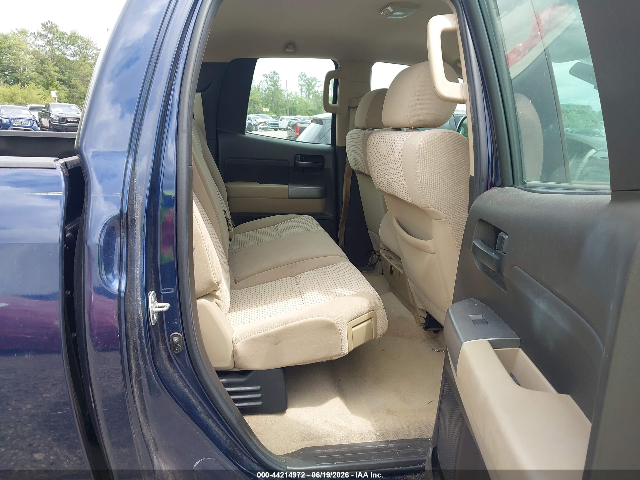 2011 Toyota Tundra Grade 5.7l V8 Blue vin: 5TFUW5F17BX208271