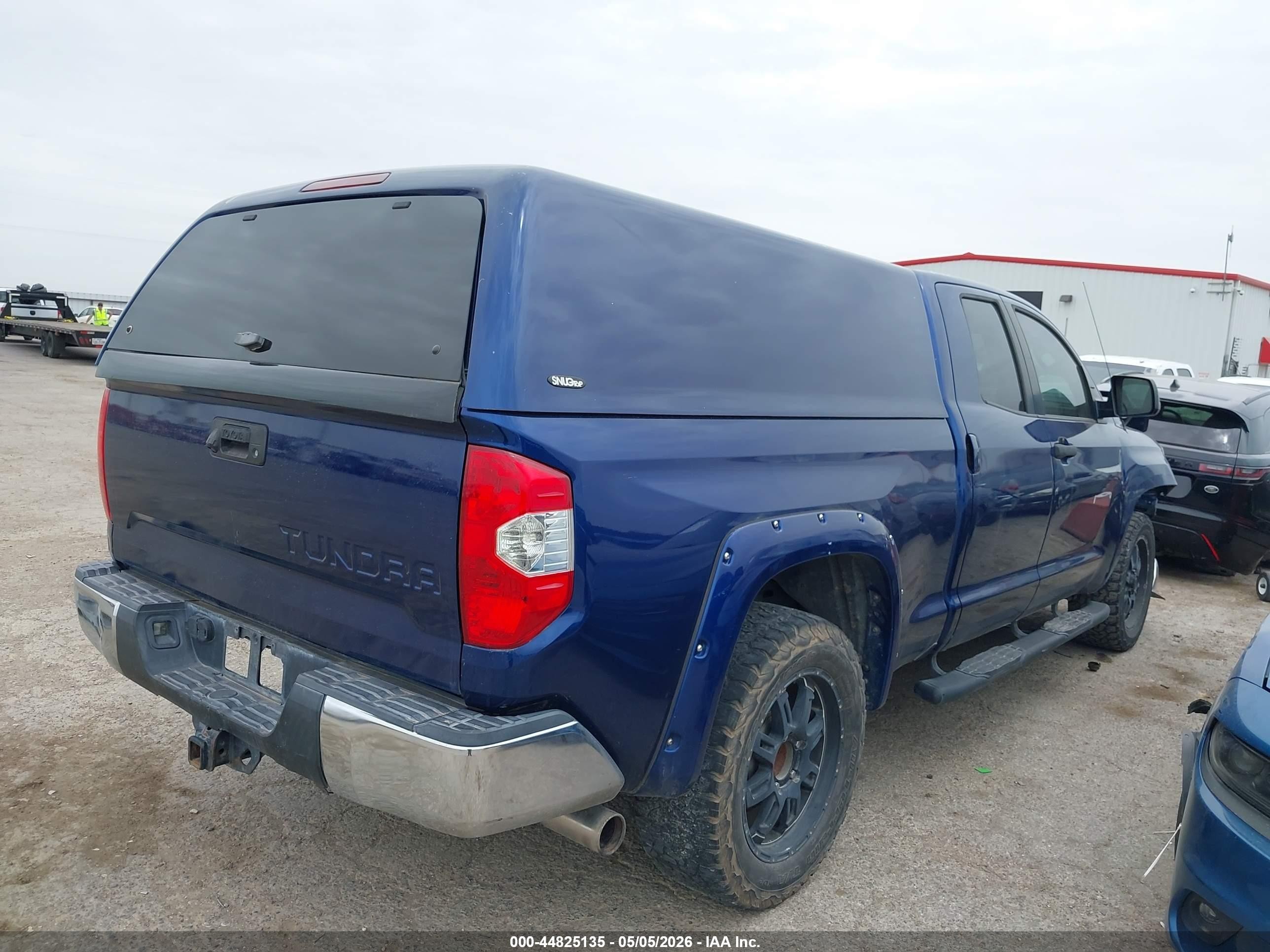 2015 Toyota Tundra Sr5 5.7l V8 Dark Blue vin: 5TFUW5F17FX417225