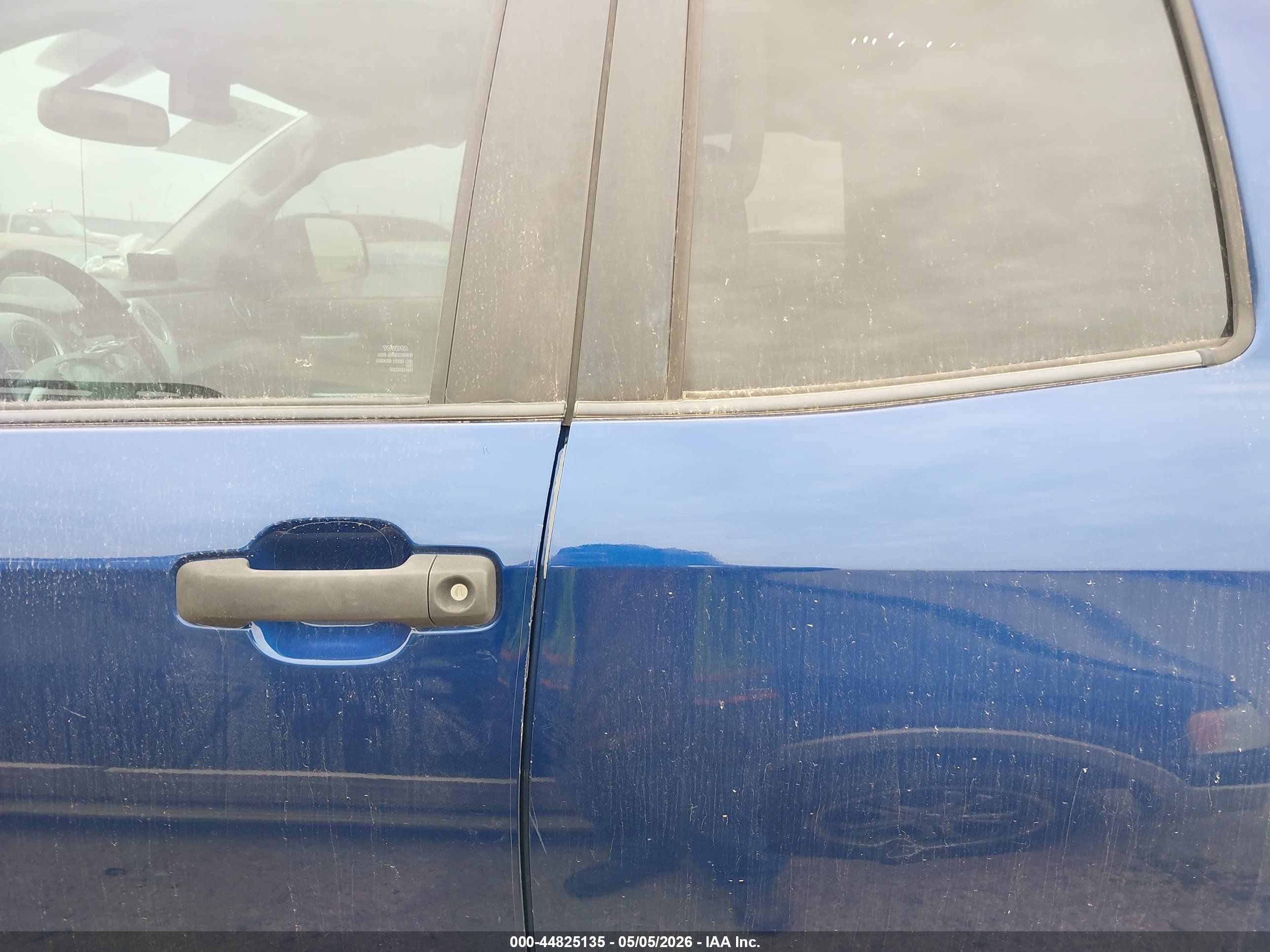 2015 Toyota Tundra Sr5 5.7l V8 Dark Blue vin: 5TFUW5F17FX417225