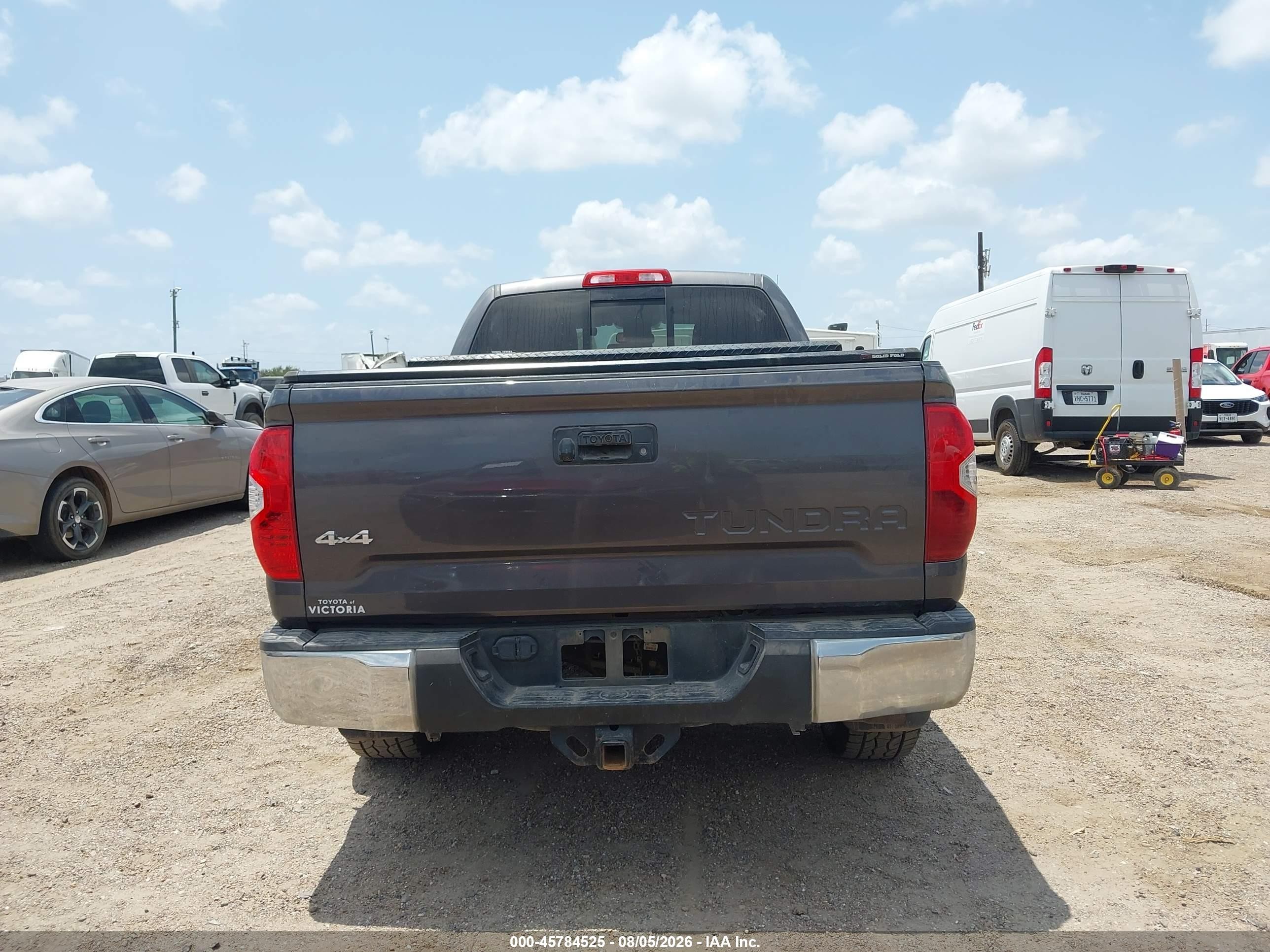 2015 Toyota Tundra Sr5 5.7l V8 Gray vin: 5TFUW5F17FX462388